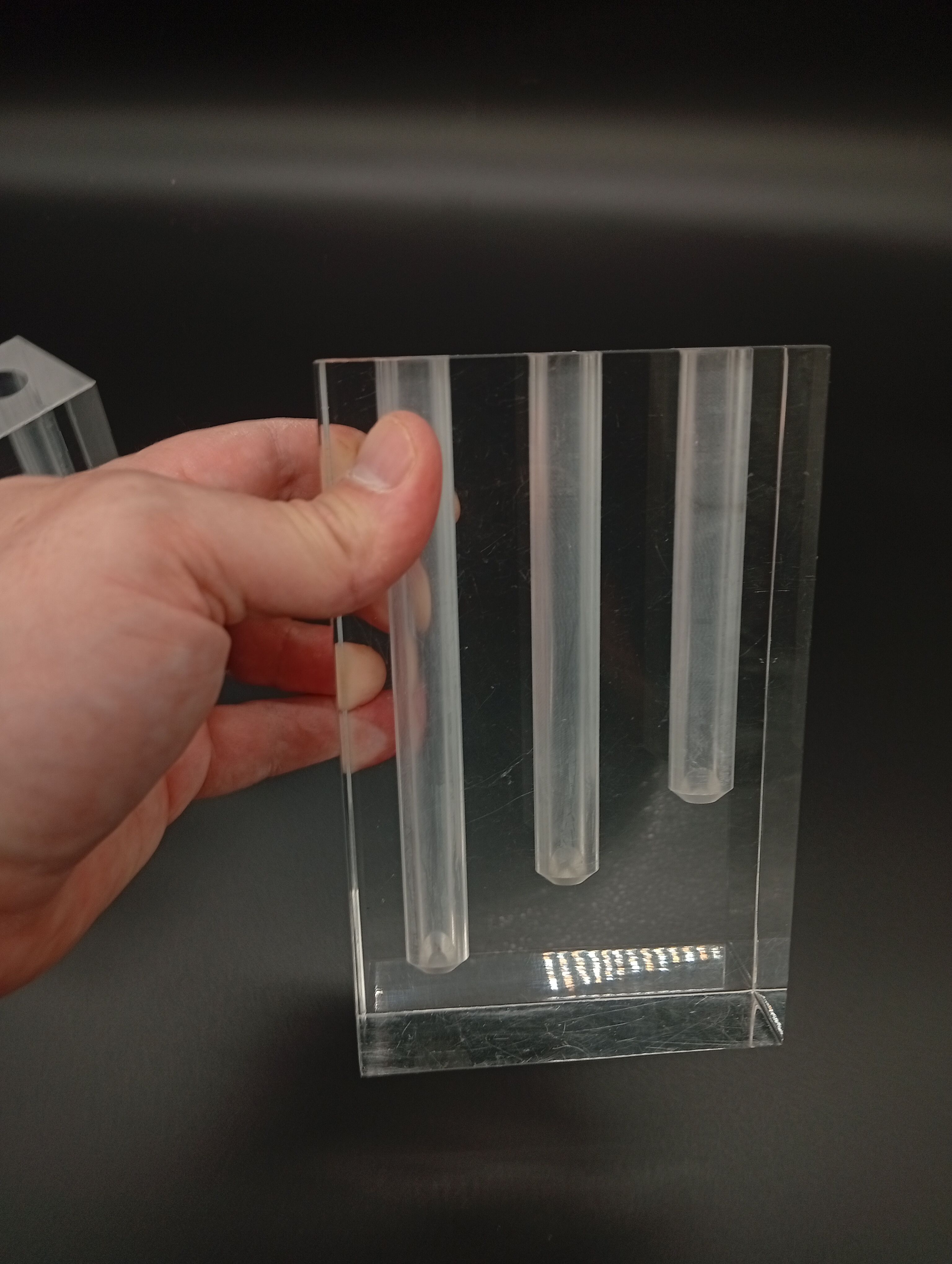 Duo Vase Bloc Résine Lucite Triple Cheminée Plexiglas Design Postmoderne
