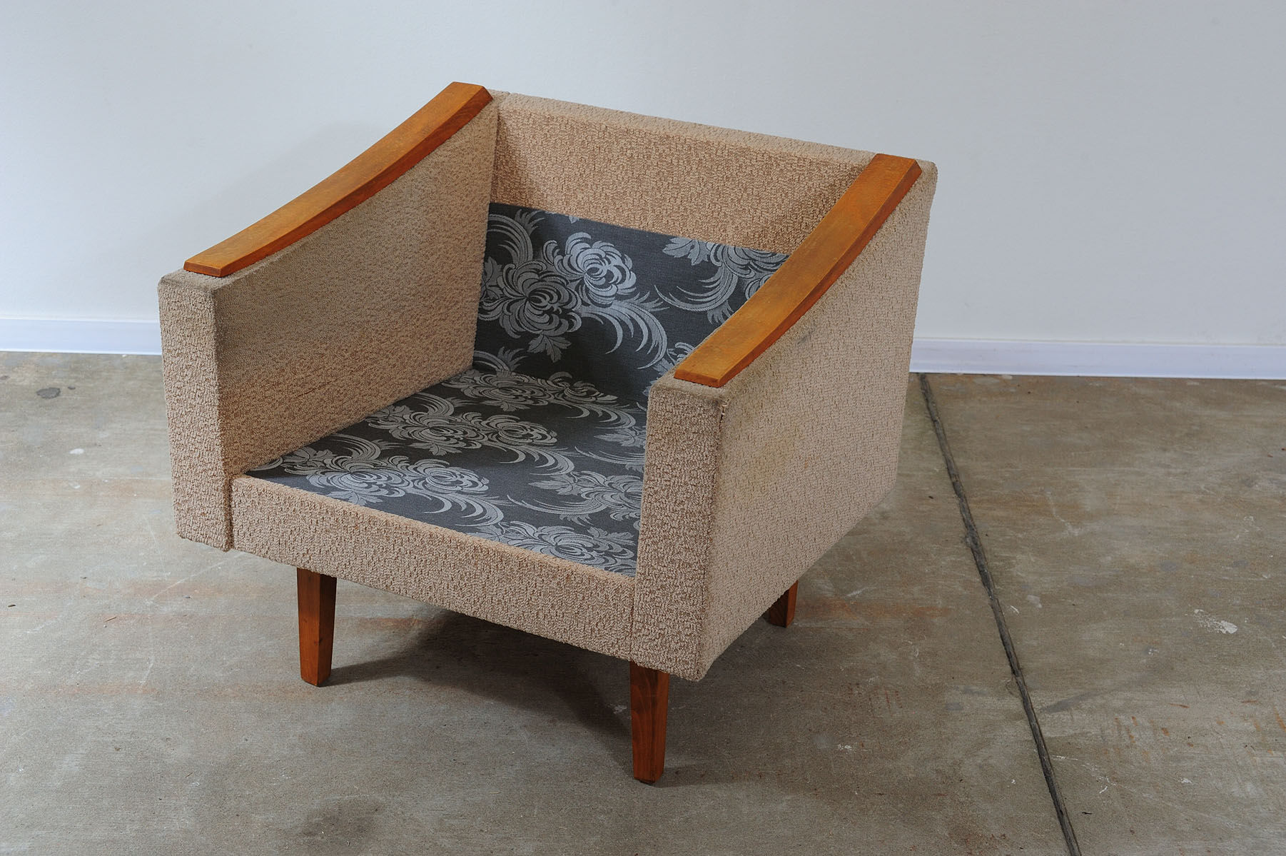 Pair of armchairs 1970s Czechoslovakia