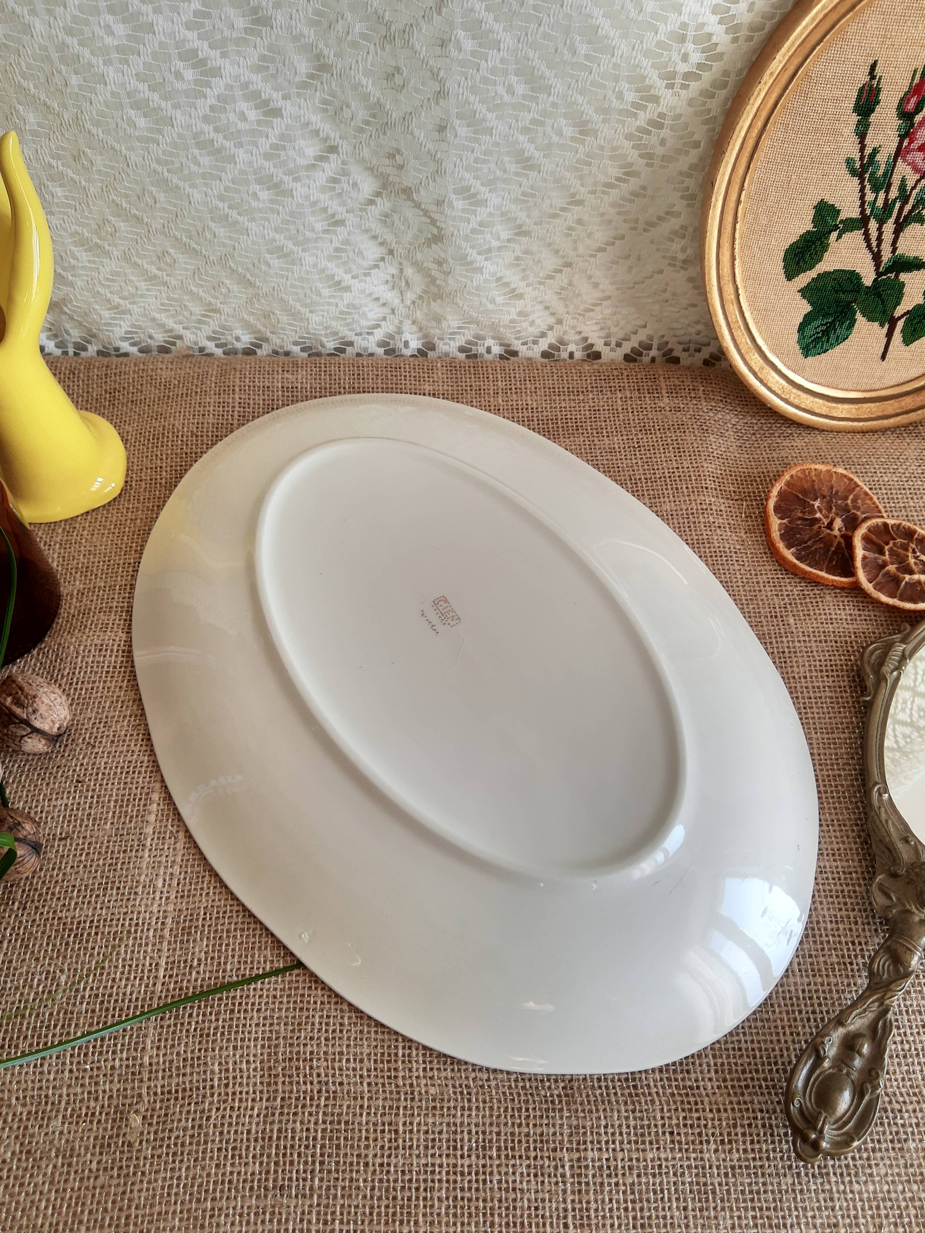 Large oval dish Gien model Floreal - vintage