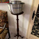 High English guéridon/side table in mahogany.