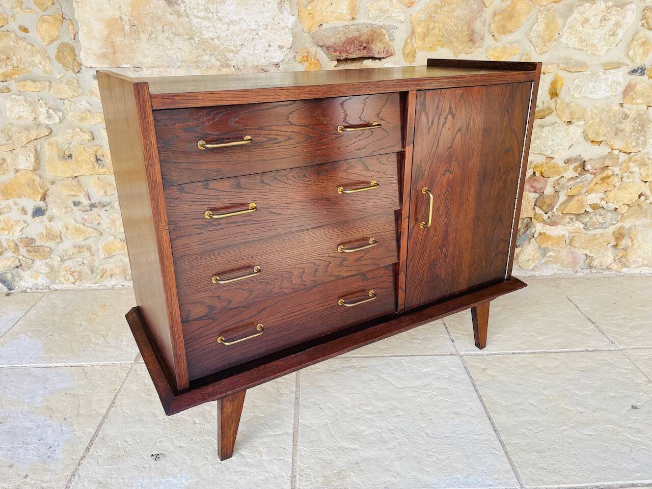 Large vintage chest of drawers with four drawers and one door in oak, circa 1960s