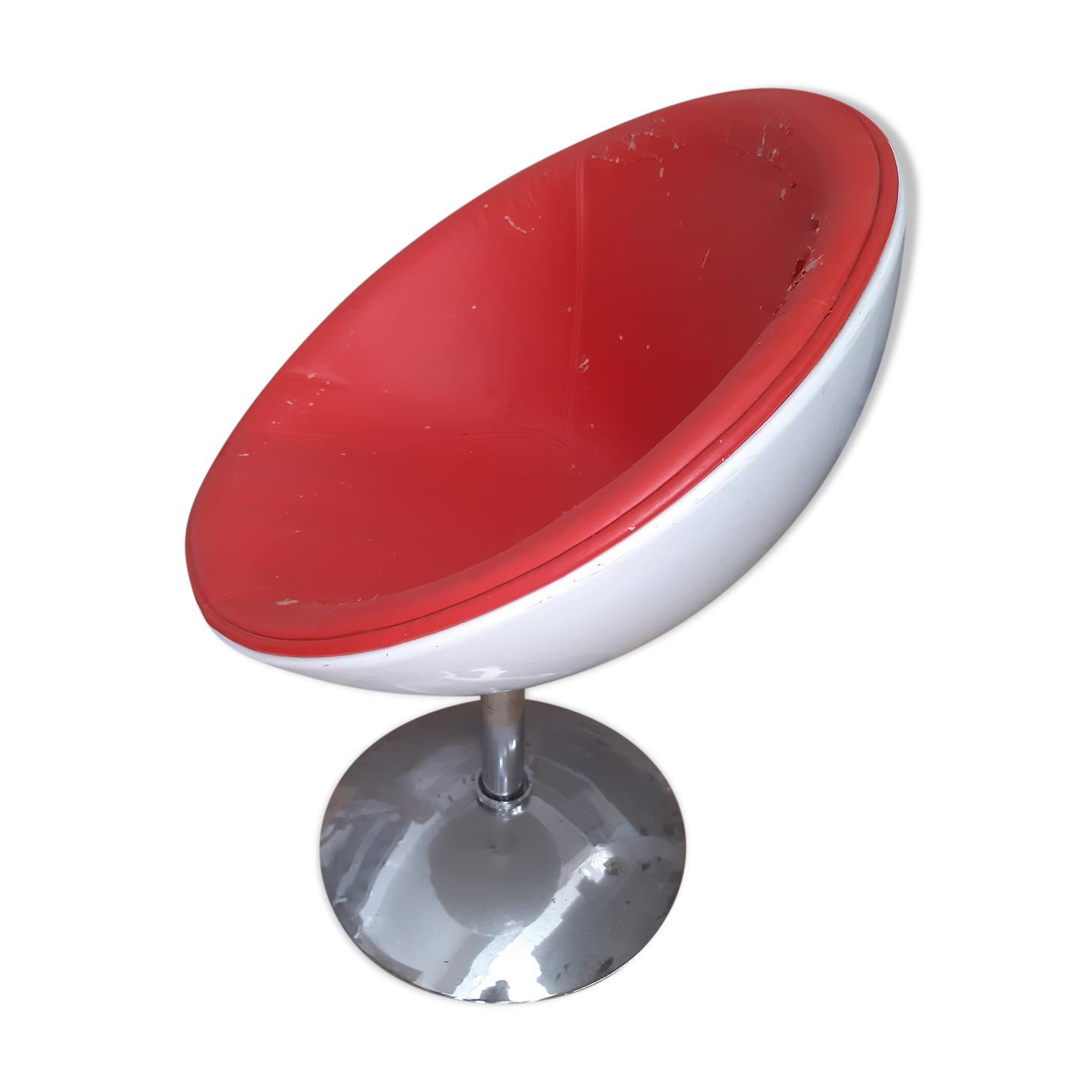 Half sphere armchair