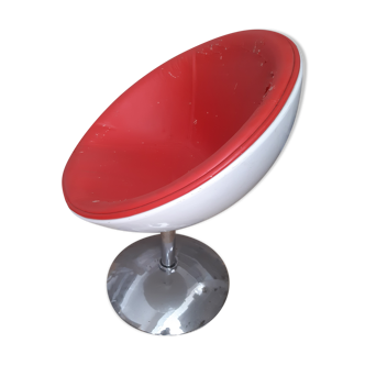 Half sphere armchair