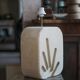 Lampe de table en pierre blanche moderniste, lampe brutaliste