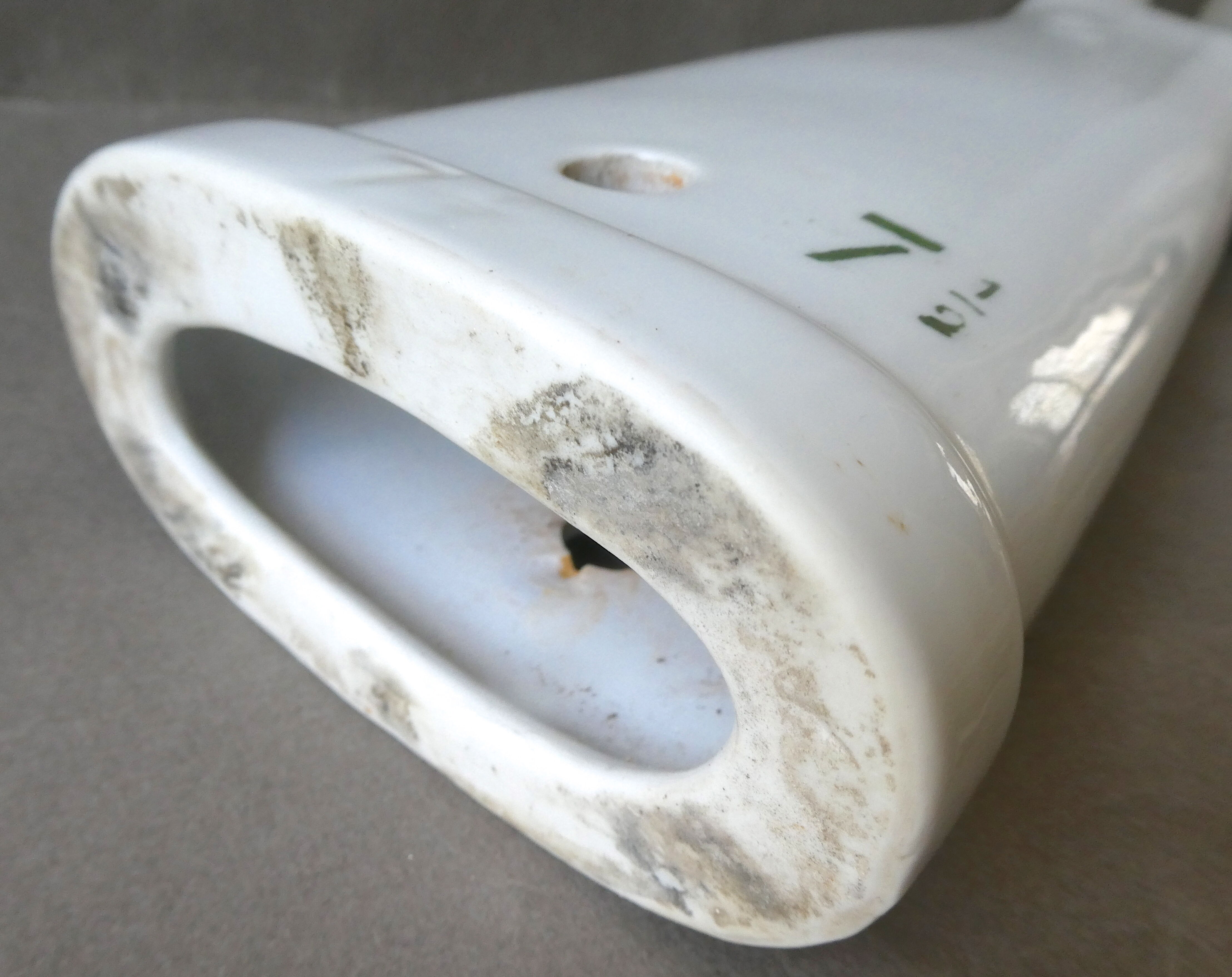 Hand glove white ceramic mold