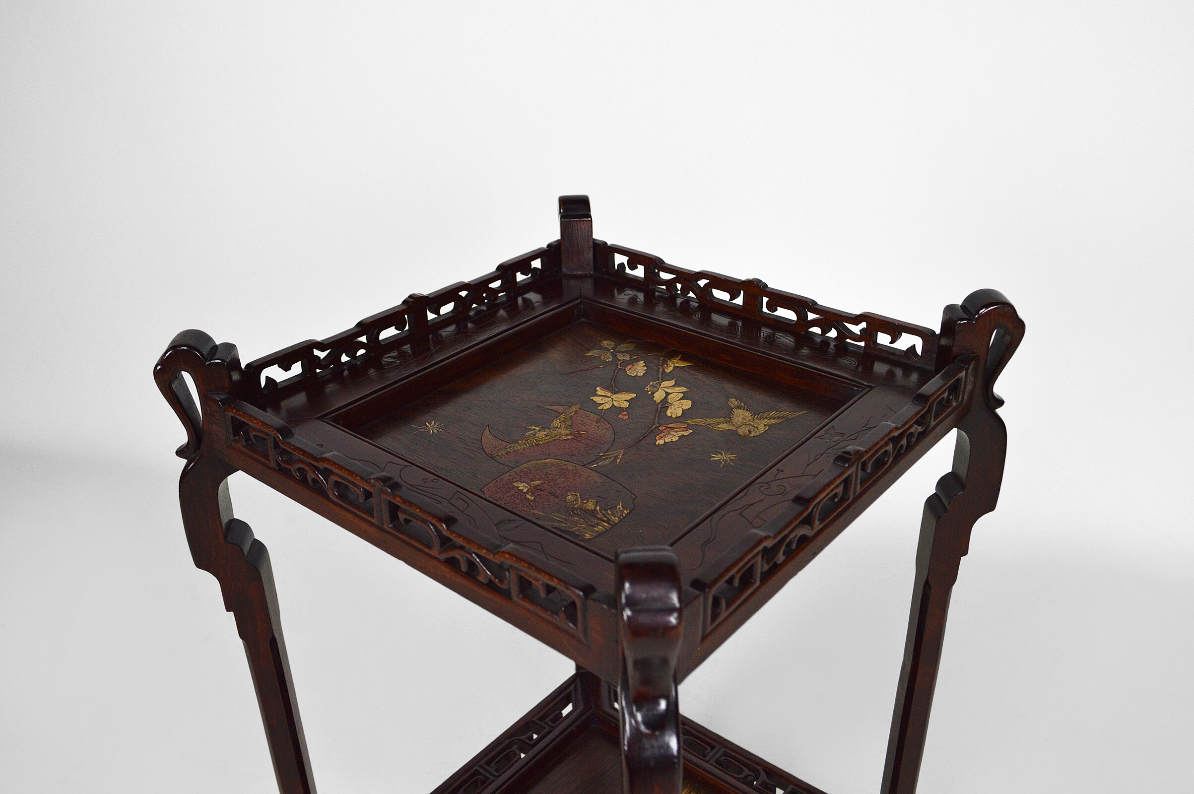Japanese pedestal table in carved wood and lacquered panels, France, circa 1880