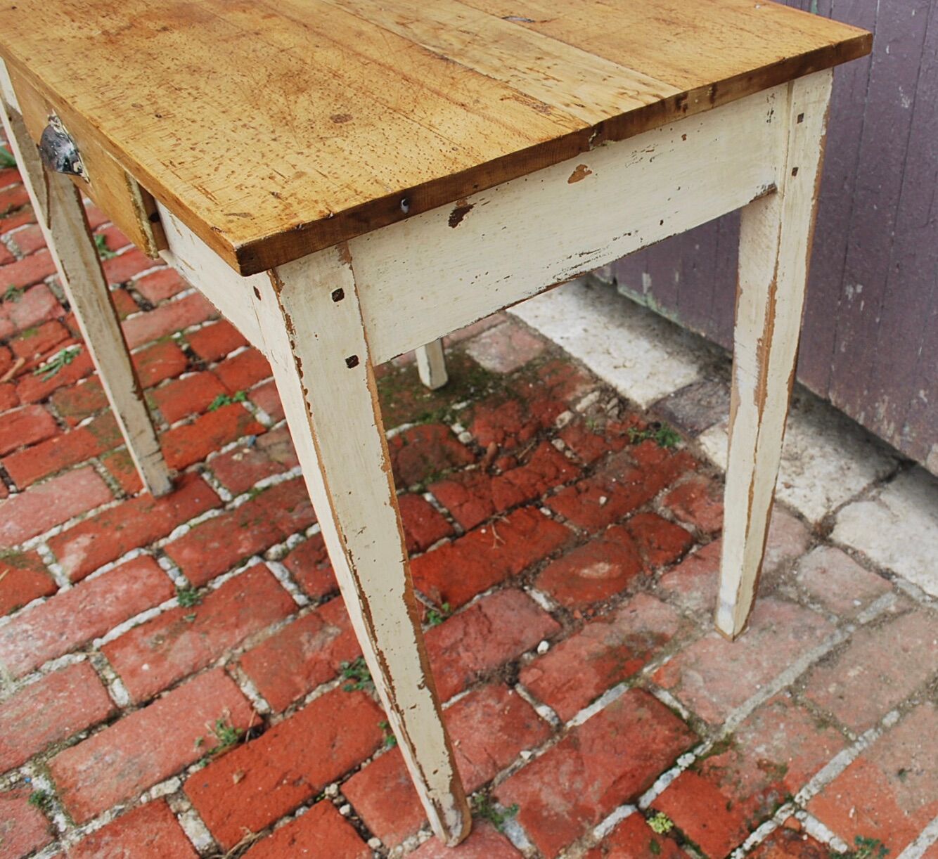 Farm table of the 50s