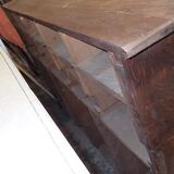 Entry furniture from a notary's minutiae