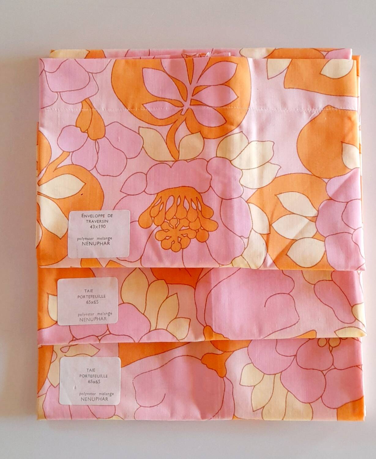 70s floral pillowcases