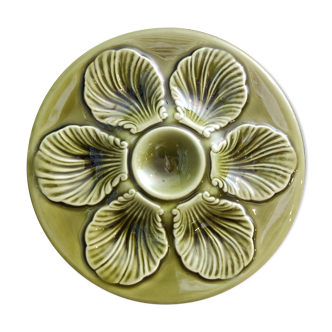 Assiette à huîtres vintage française en majolique vert gazon