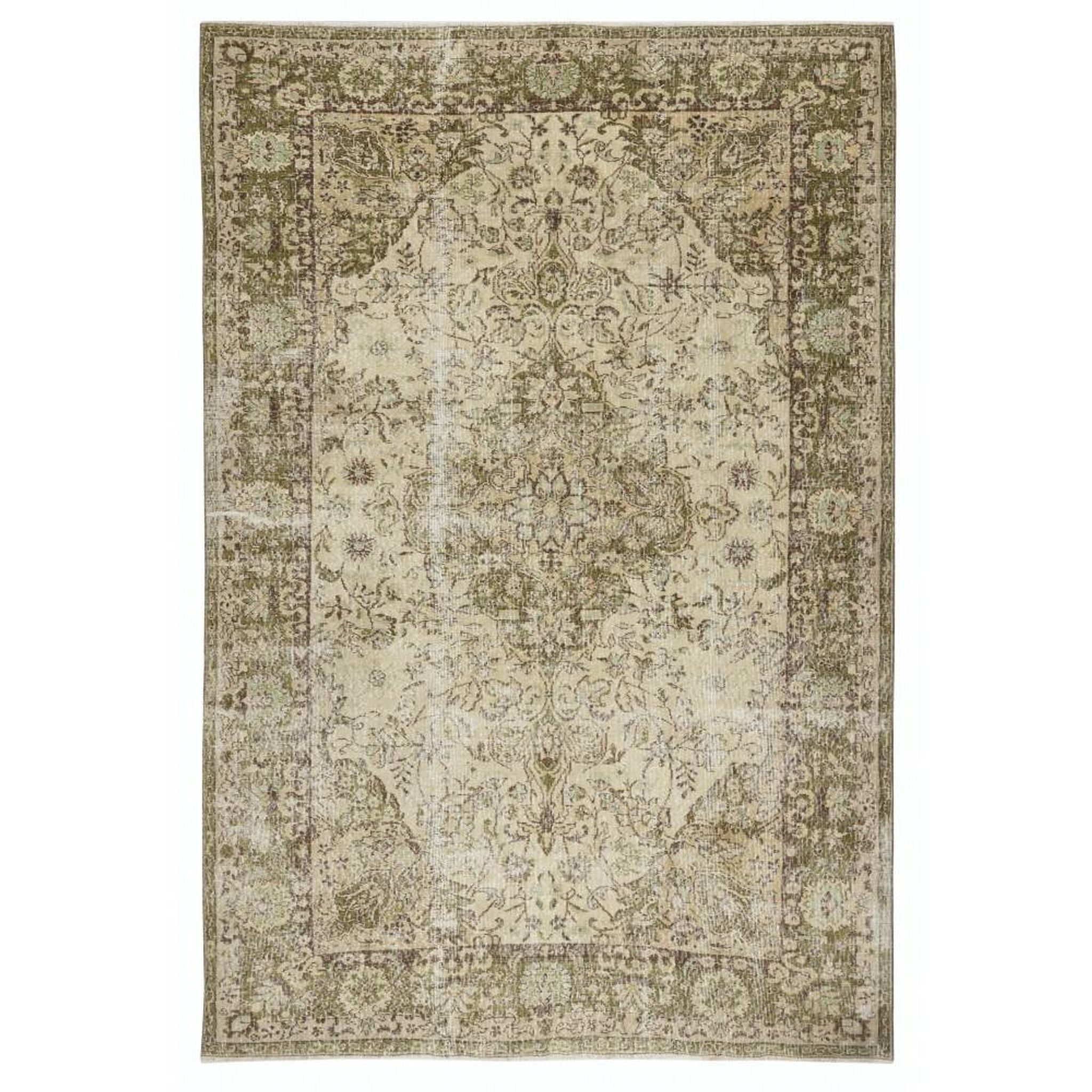 Vintage Turkish Handknotted Wool Rug. Rustic Area Carpet for Cozy Farmhouse Interiors