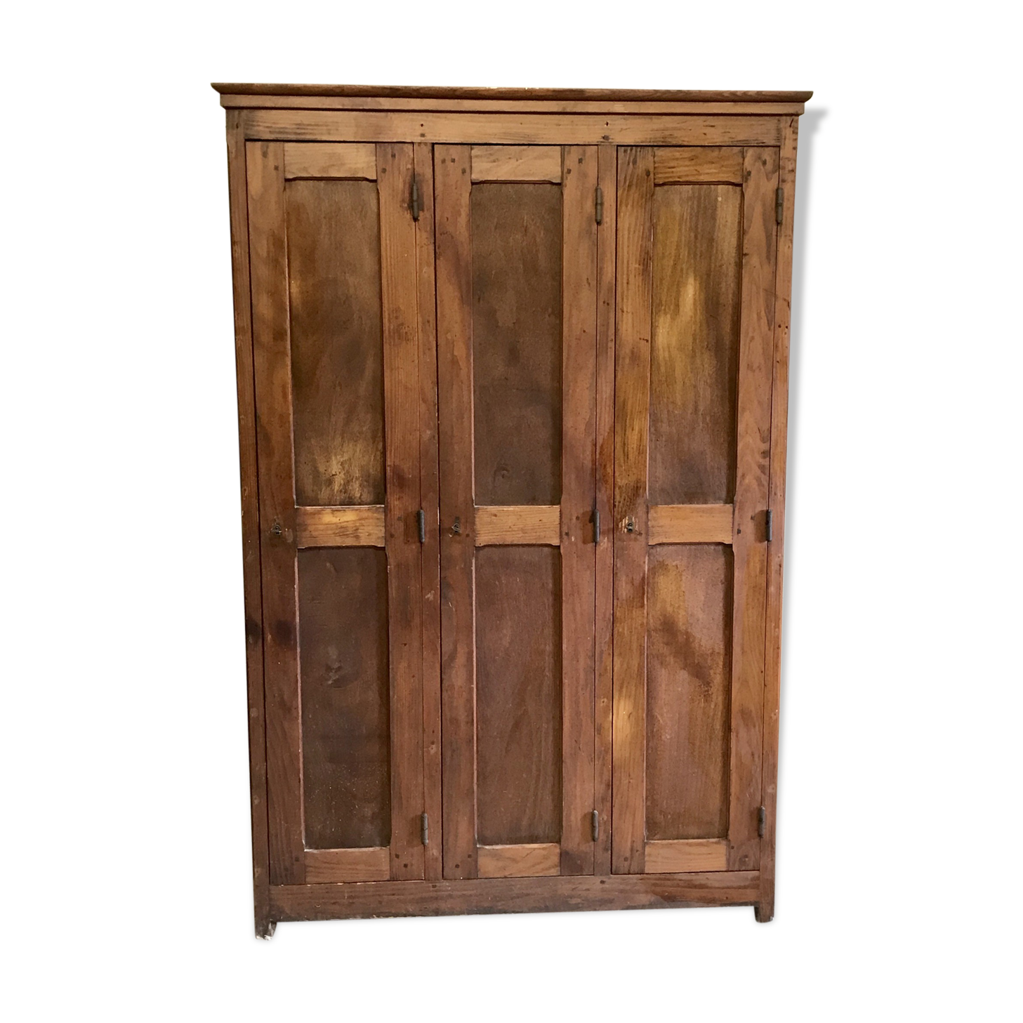 Vestiaire de métier des années 20 en bois brut