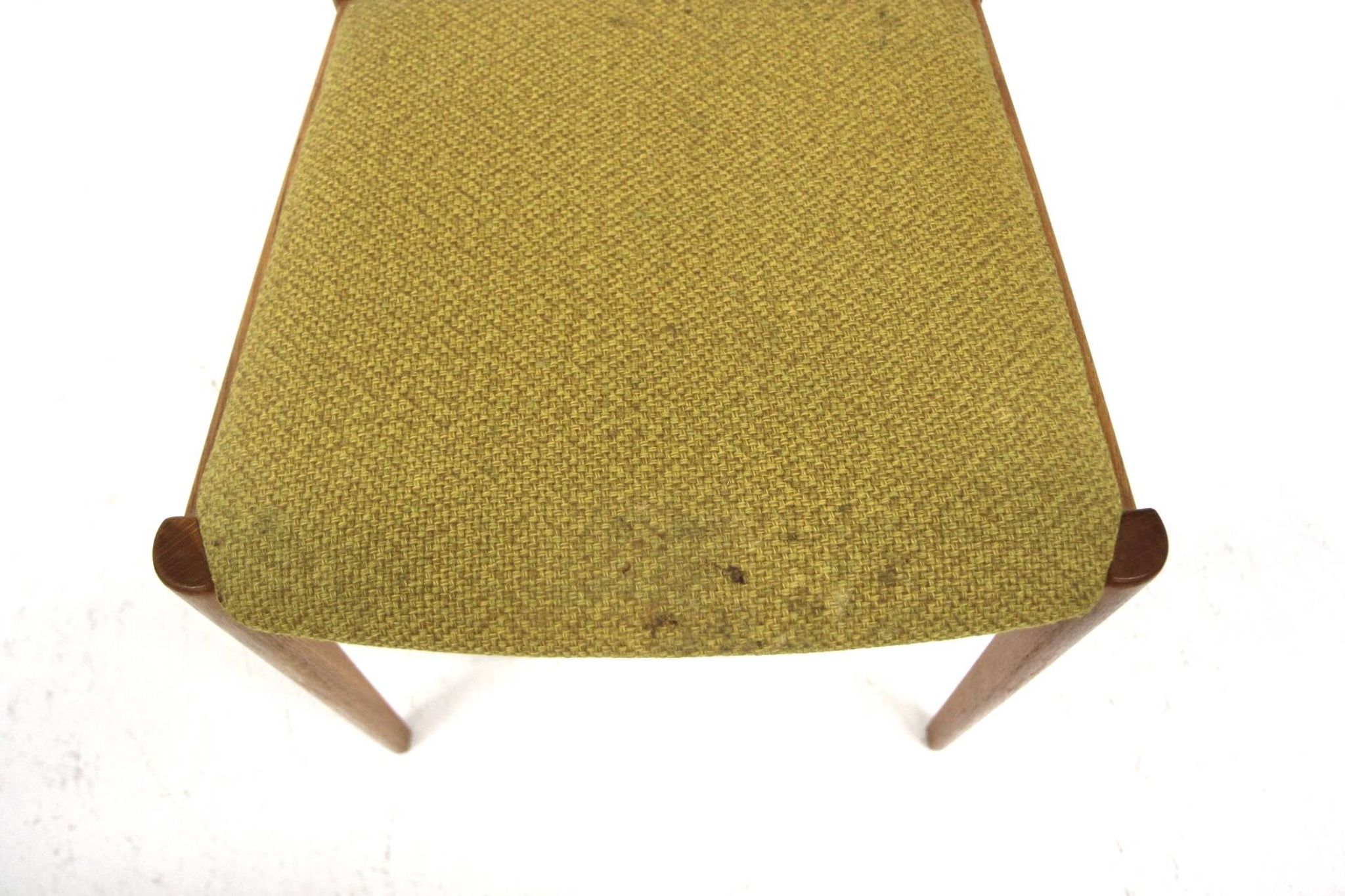 Set de 4 chaises en chêne, Nils Carlsson, Tibro, Suède, 1960