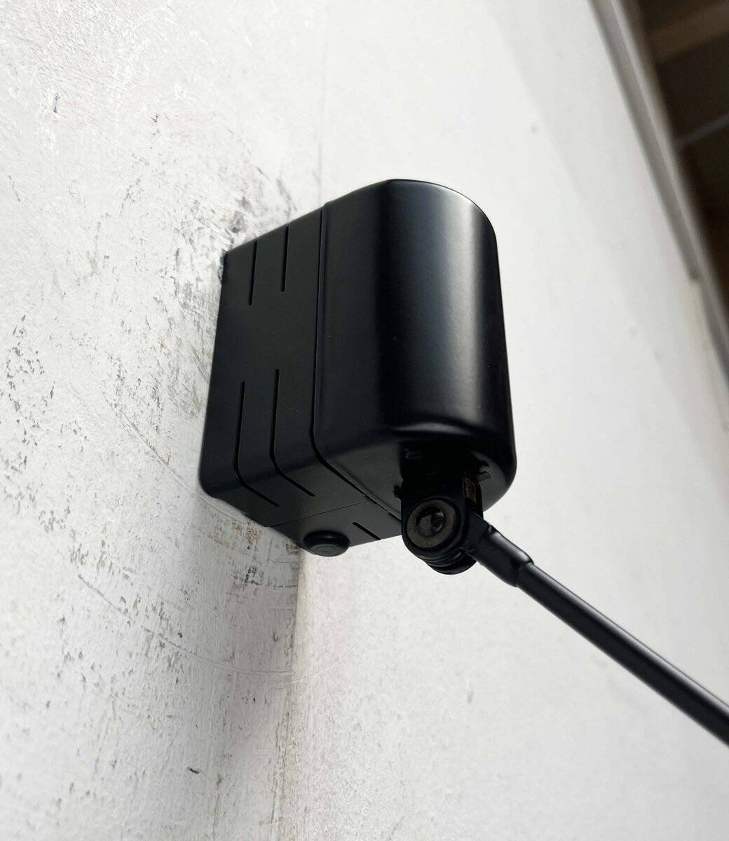 Classic Vintage Italian wall lamp Daphinette by Tommaso Cimini for Lumina, 1980s.