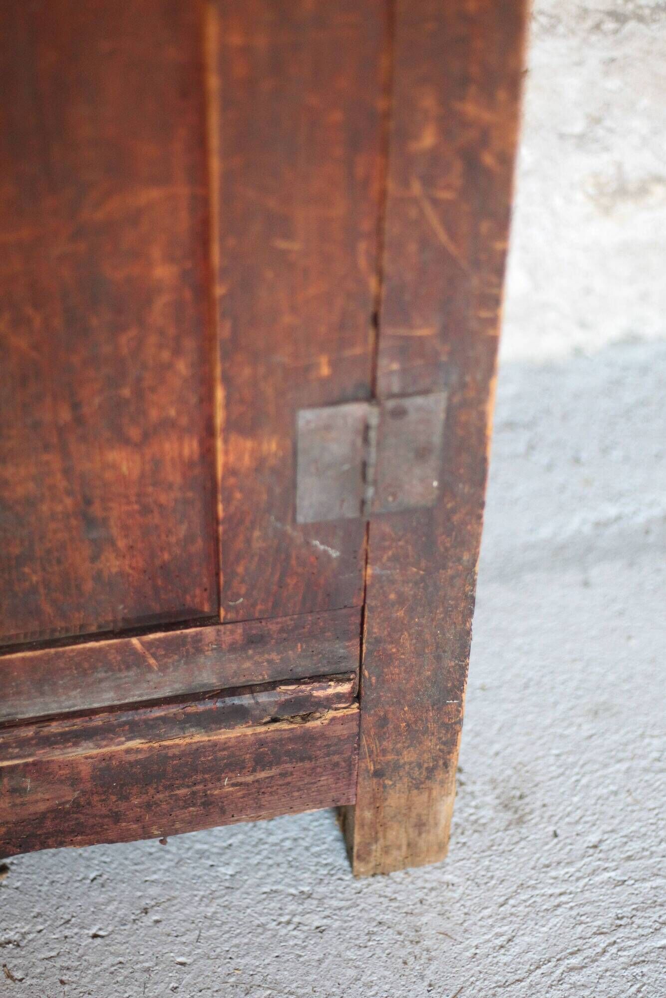 Antique wooden cabinet with 1 door, storage unit, bonnetière, kitchen furniture.