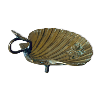 Bronze shell soap holder