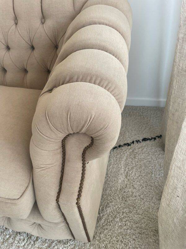 Chesterfield Bradwell sofa, 180 cm, custom-made, as good as new.