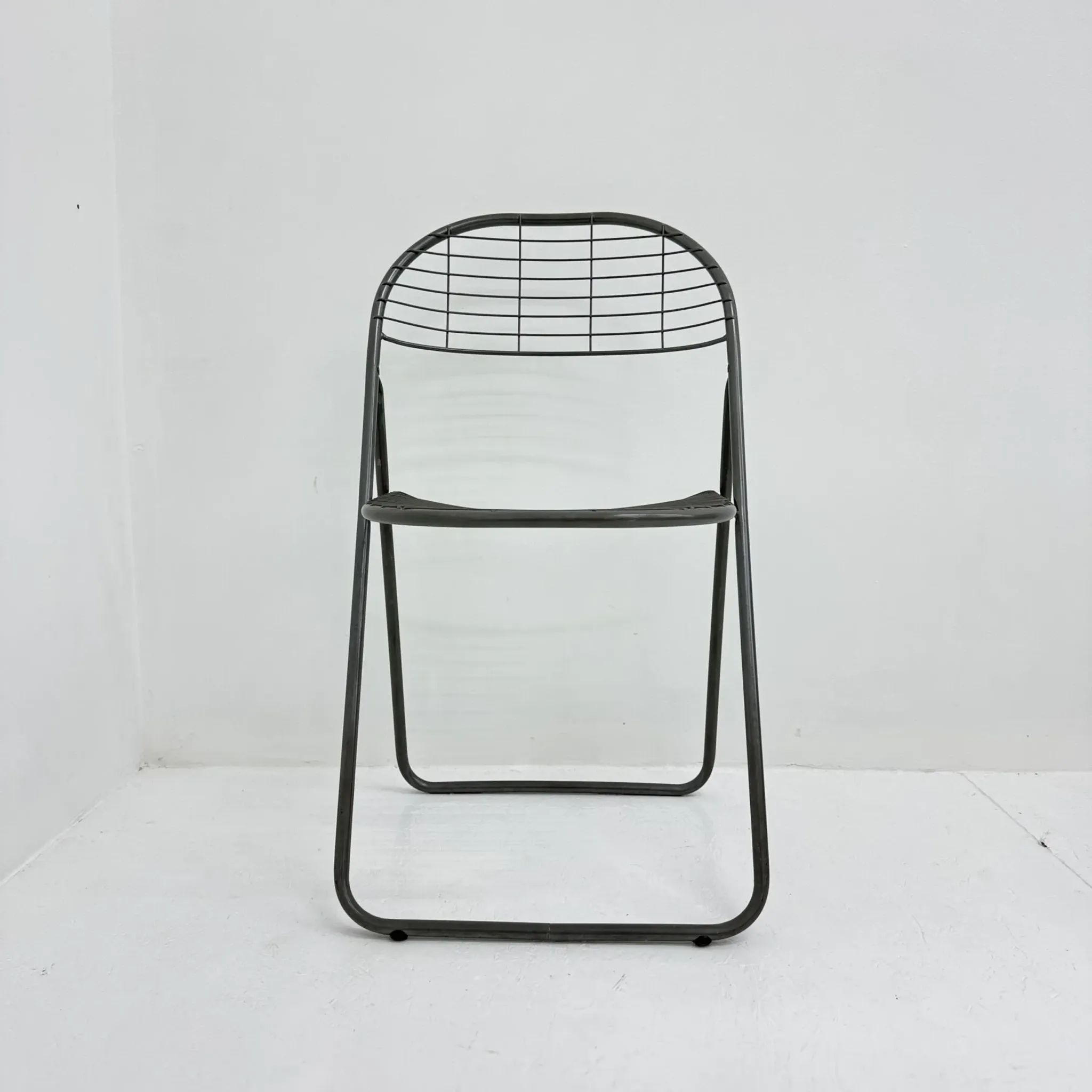 Niels Gammelgaard for Ikea grey wire metal folding chair, 1970s