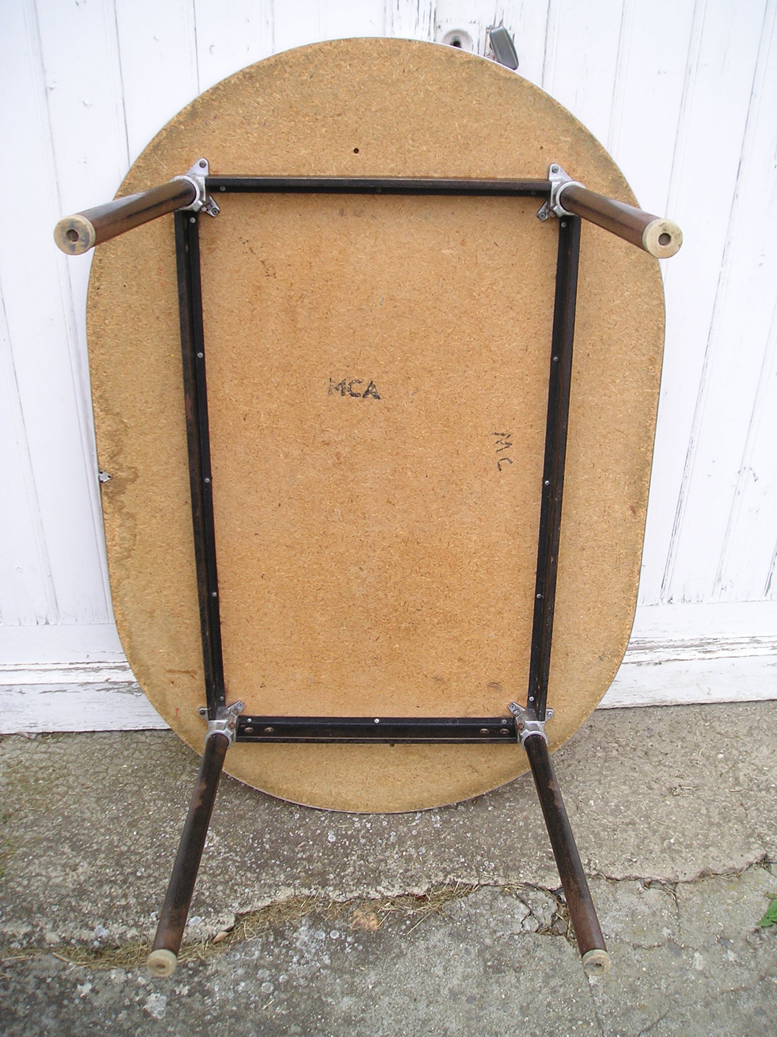 Mullca oval table for children , formica 1970