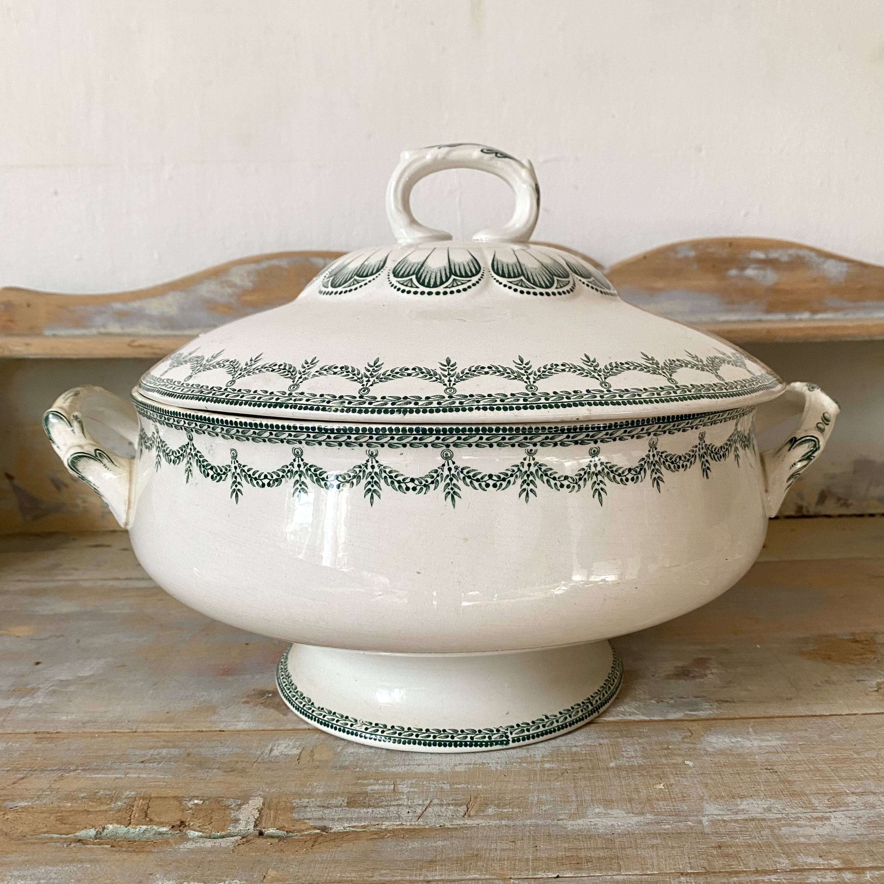 Ironstone soup tureen St Amand model Ney