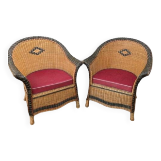 Pair of wicker armchairs