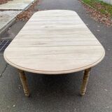 Louis Philippe extendable dining table with 8 leaves, renovated, 350cm, 19th century.