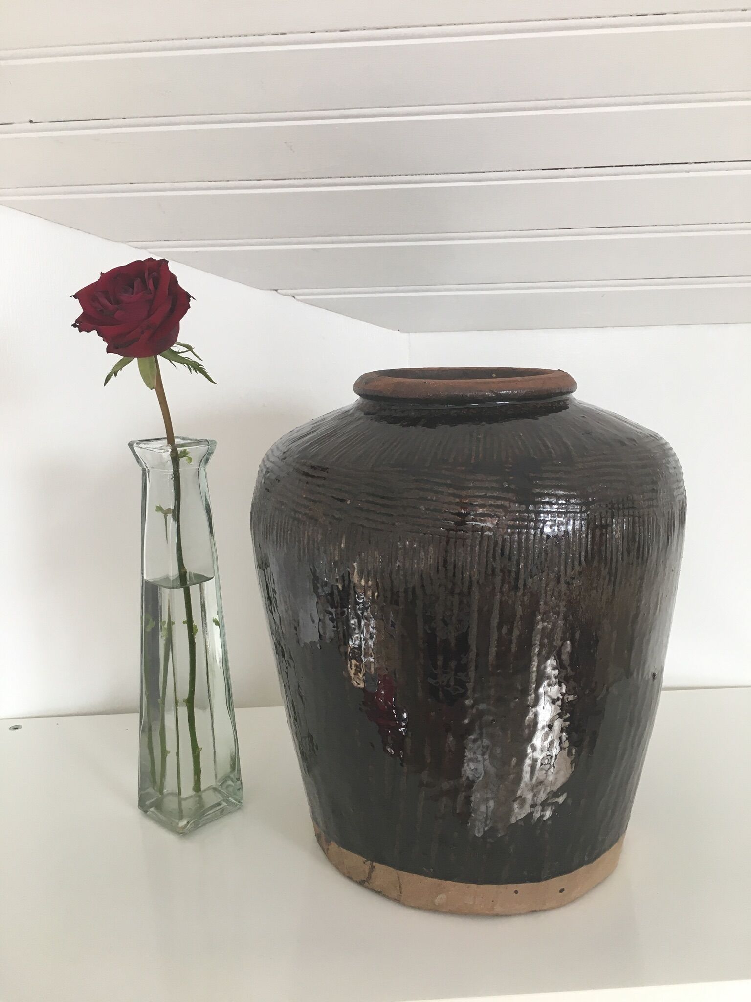 Asian jar in enamelled sandstone