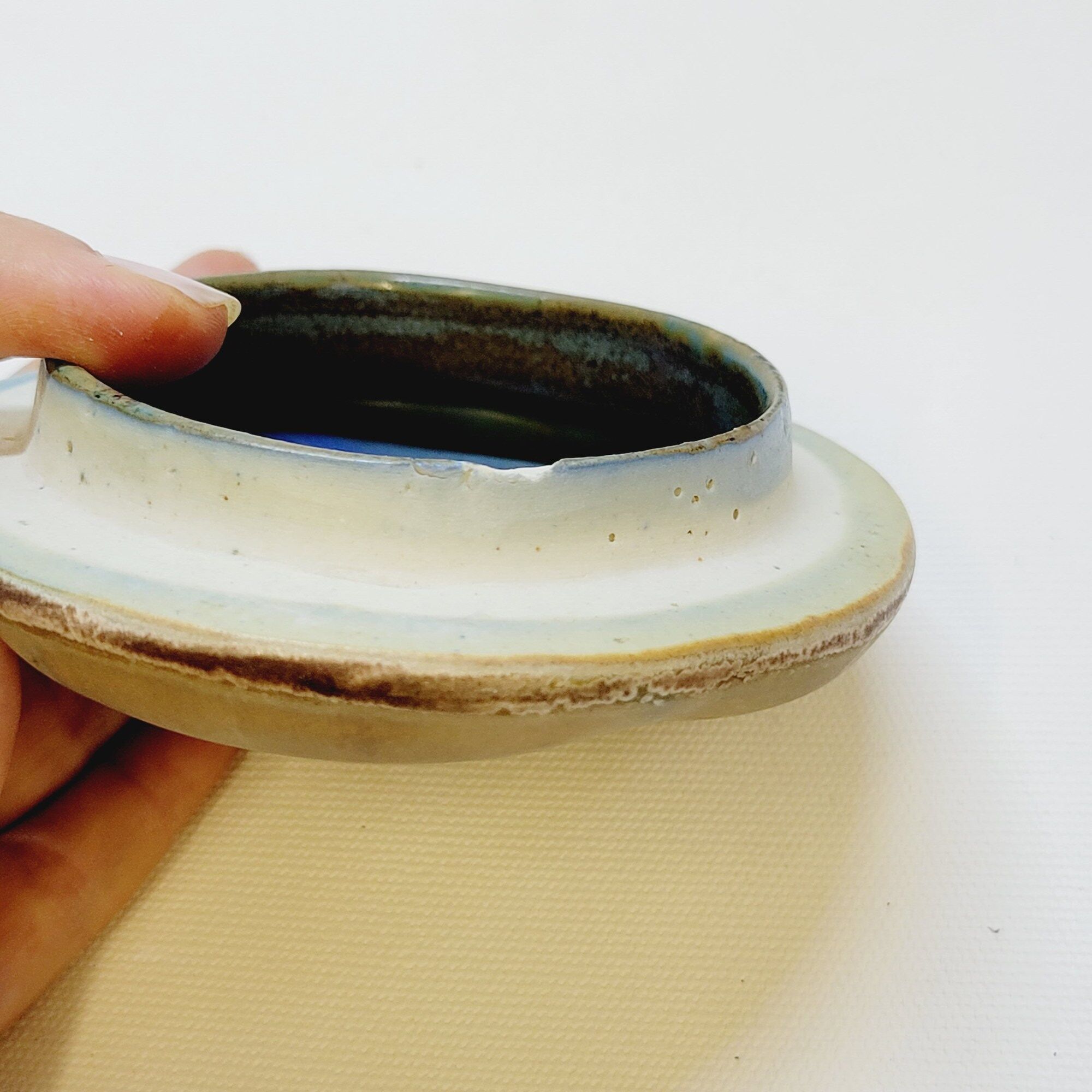Gilbert Metenier Covered pot in beige and blue art nouveau flamed stoneware