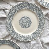 3 assiettes plates en terre de fer "Renaissance" Creil et Montereau