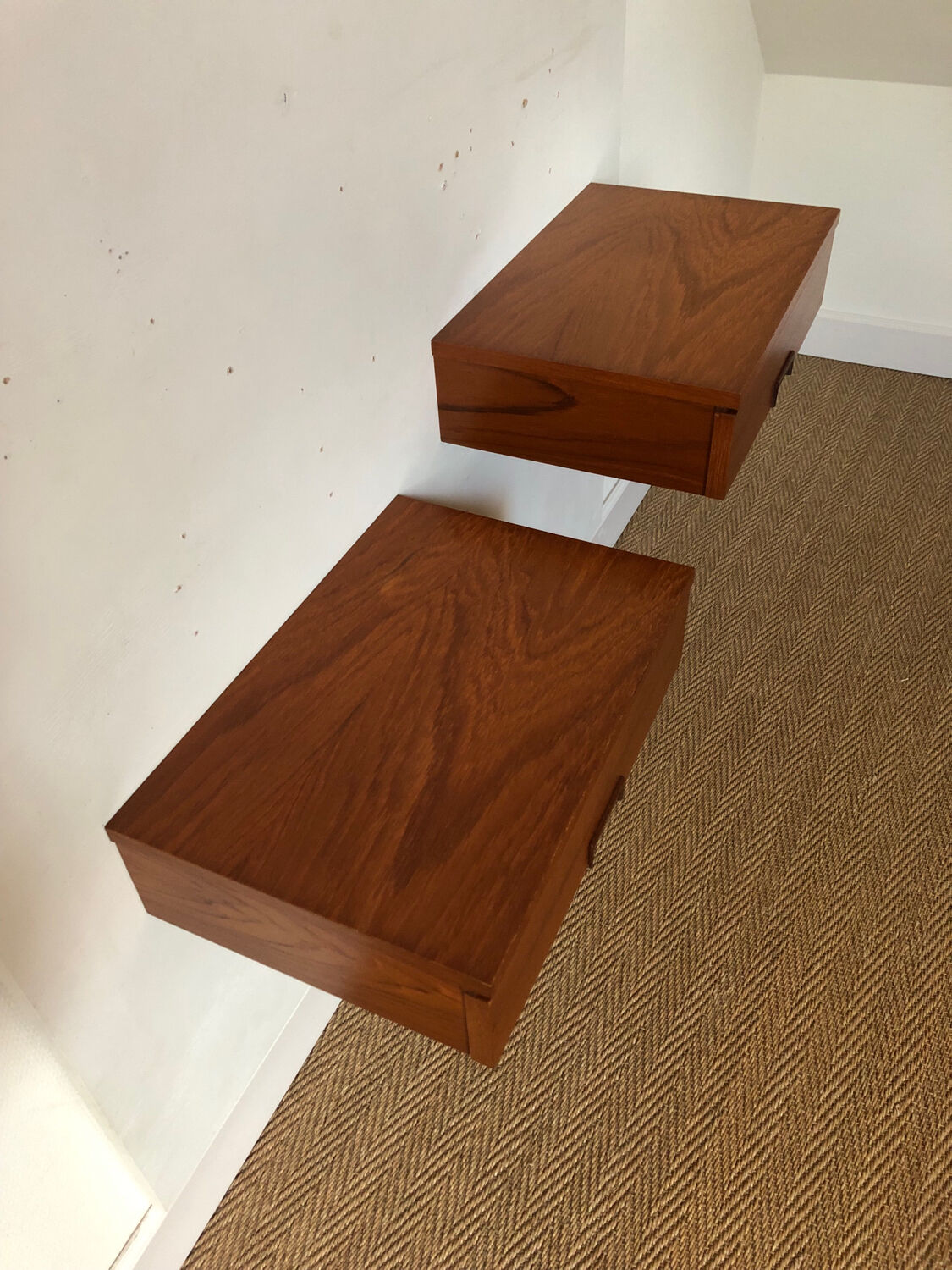 Wall bedside tables