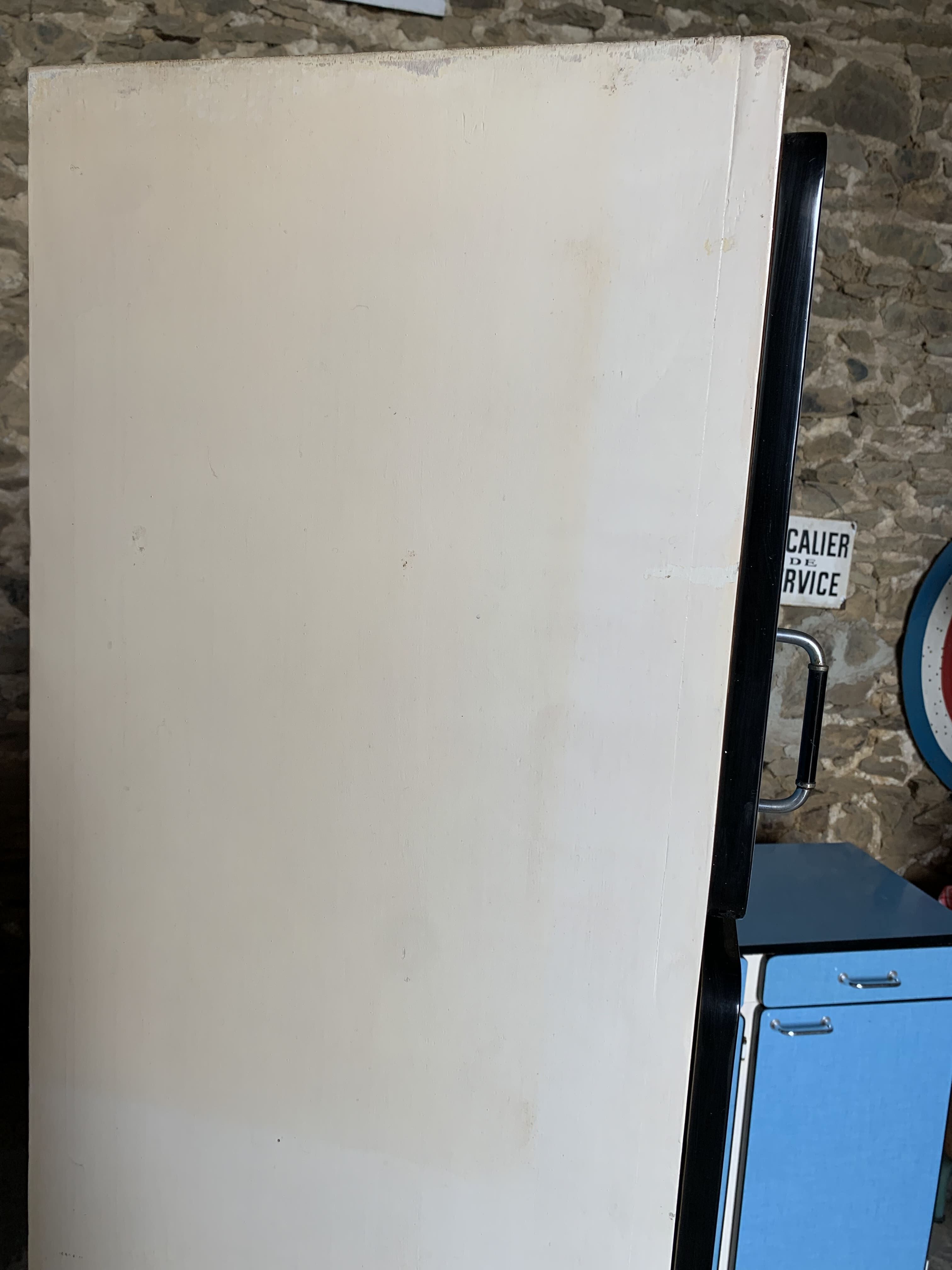 2-door wardrobe