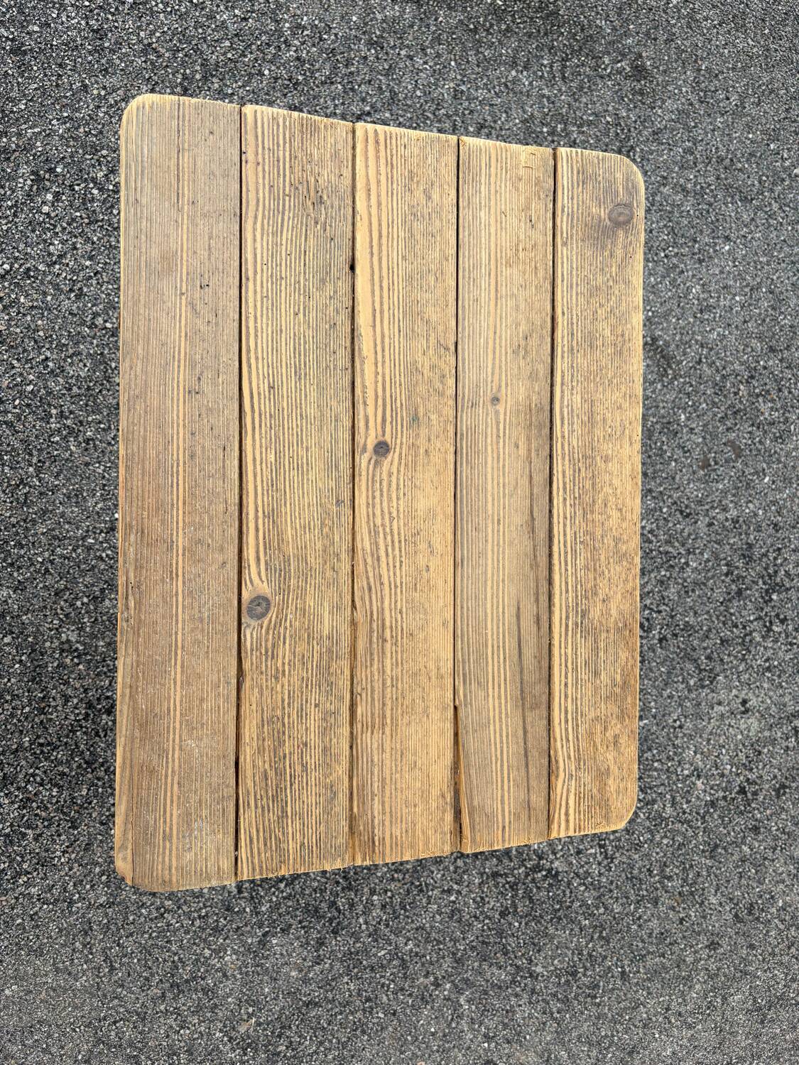 Nap III children's garden table