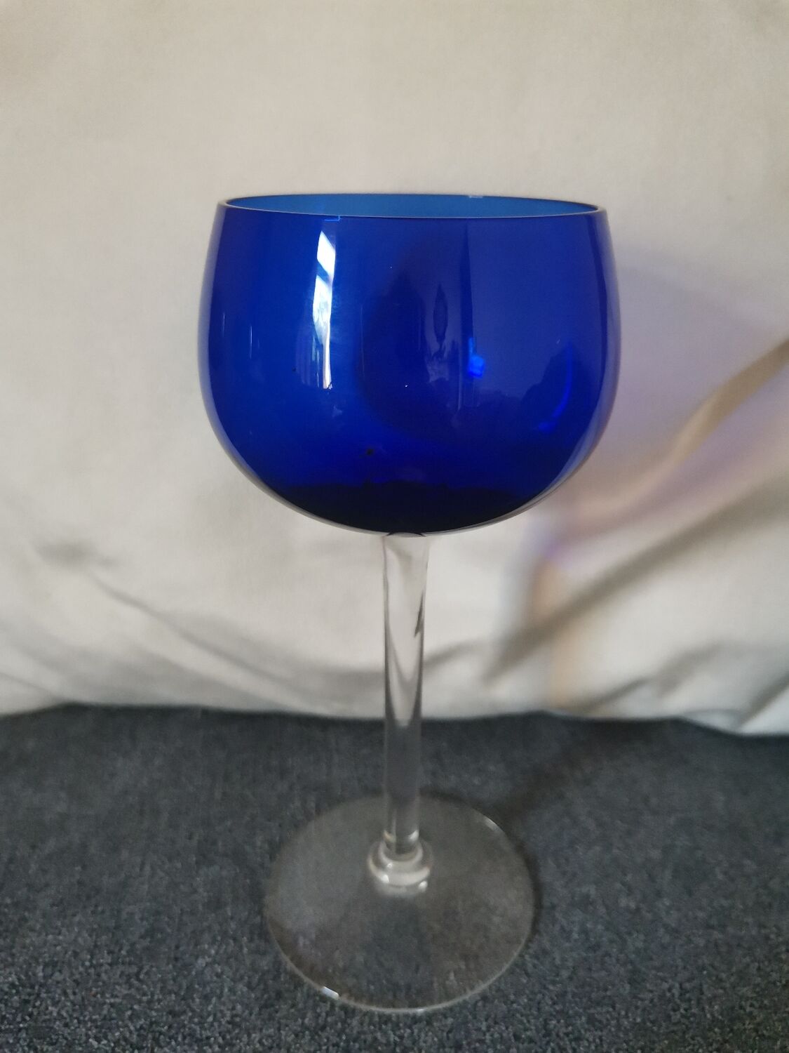 Multicolored stemmed glass assembly