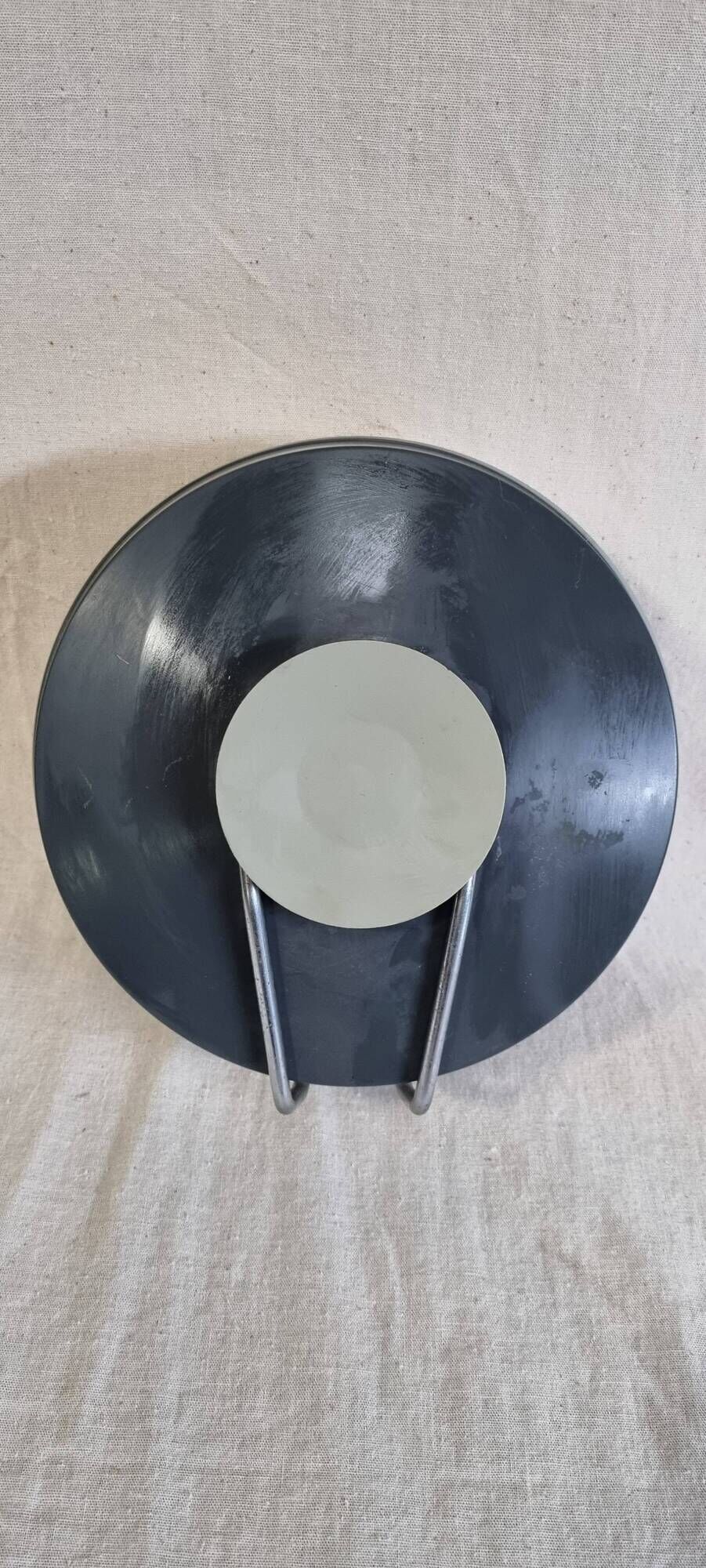Wall scale