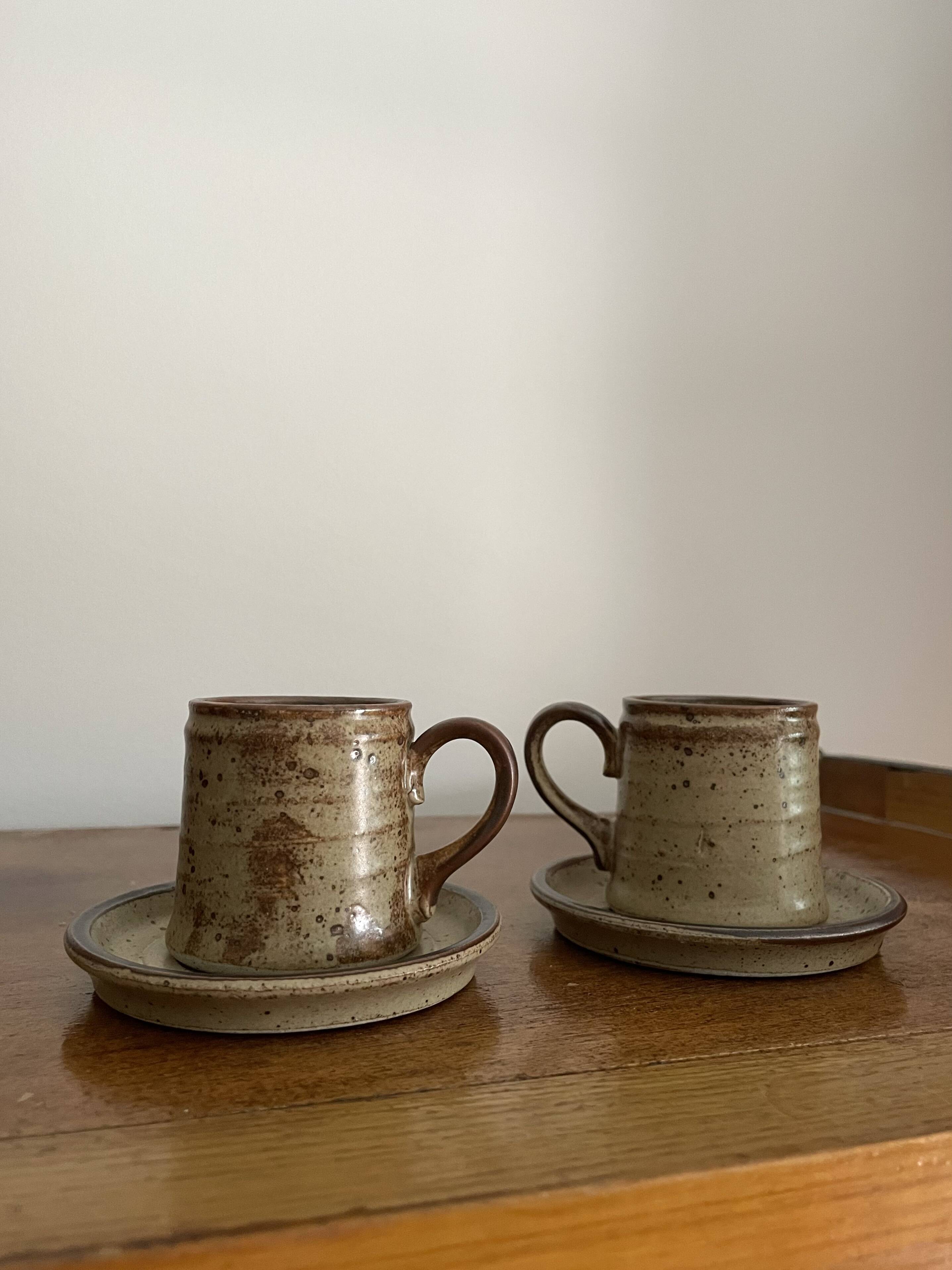 Théière avec 2 tasse à café en grès design vintage