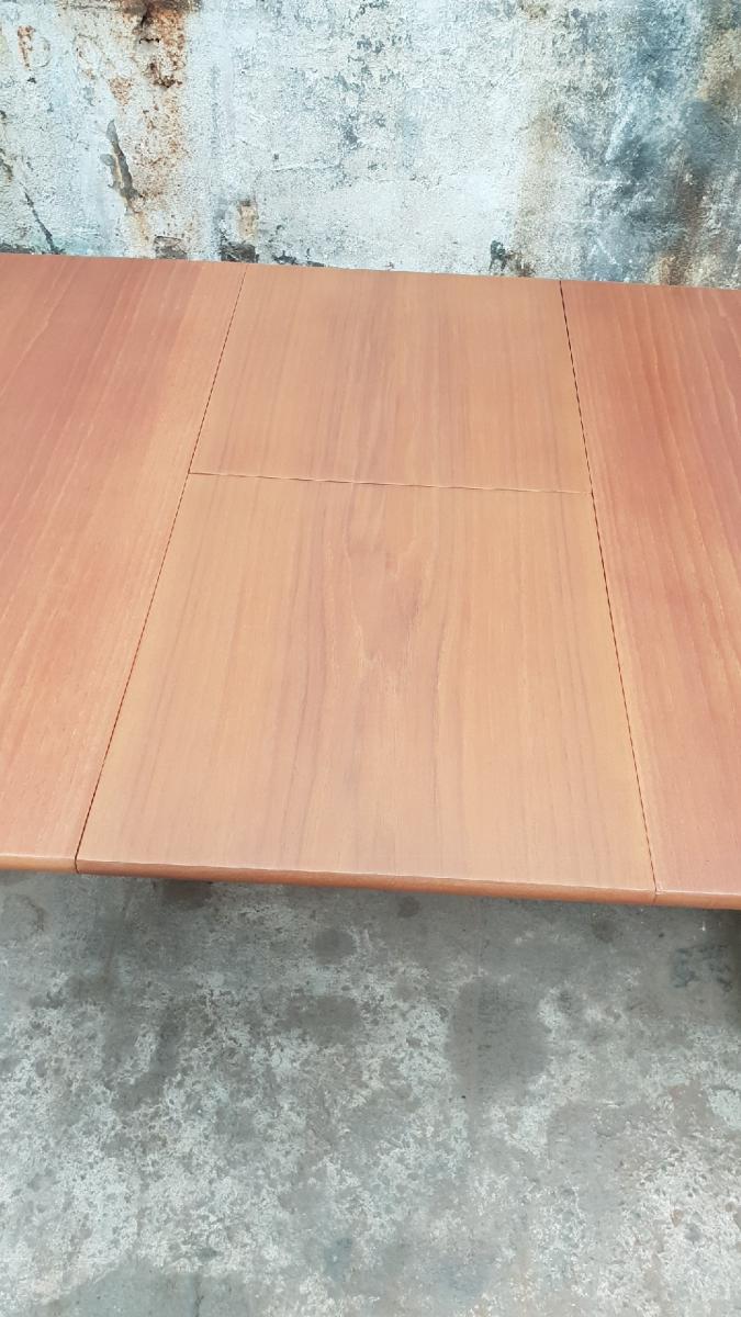 Scandinavian table extansible