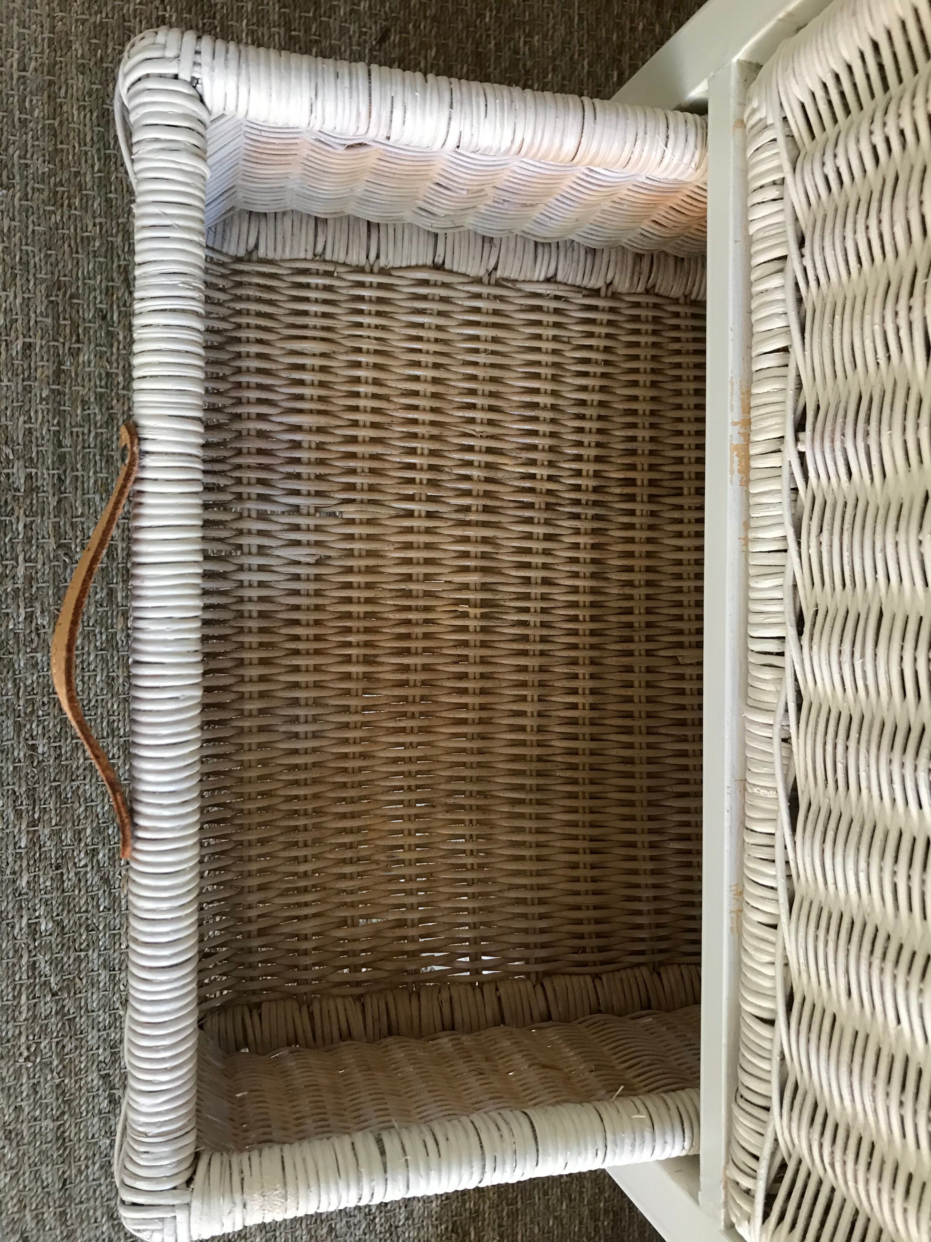 Rattan rag maker