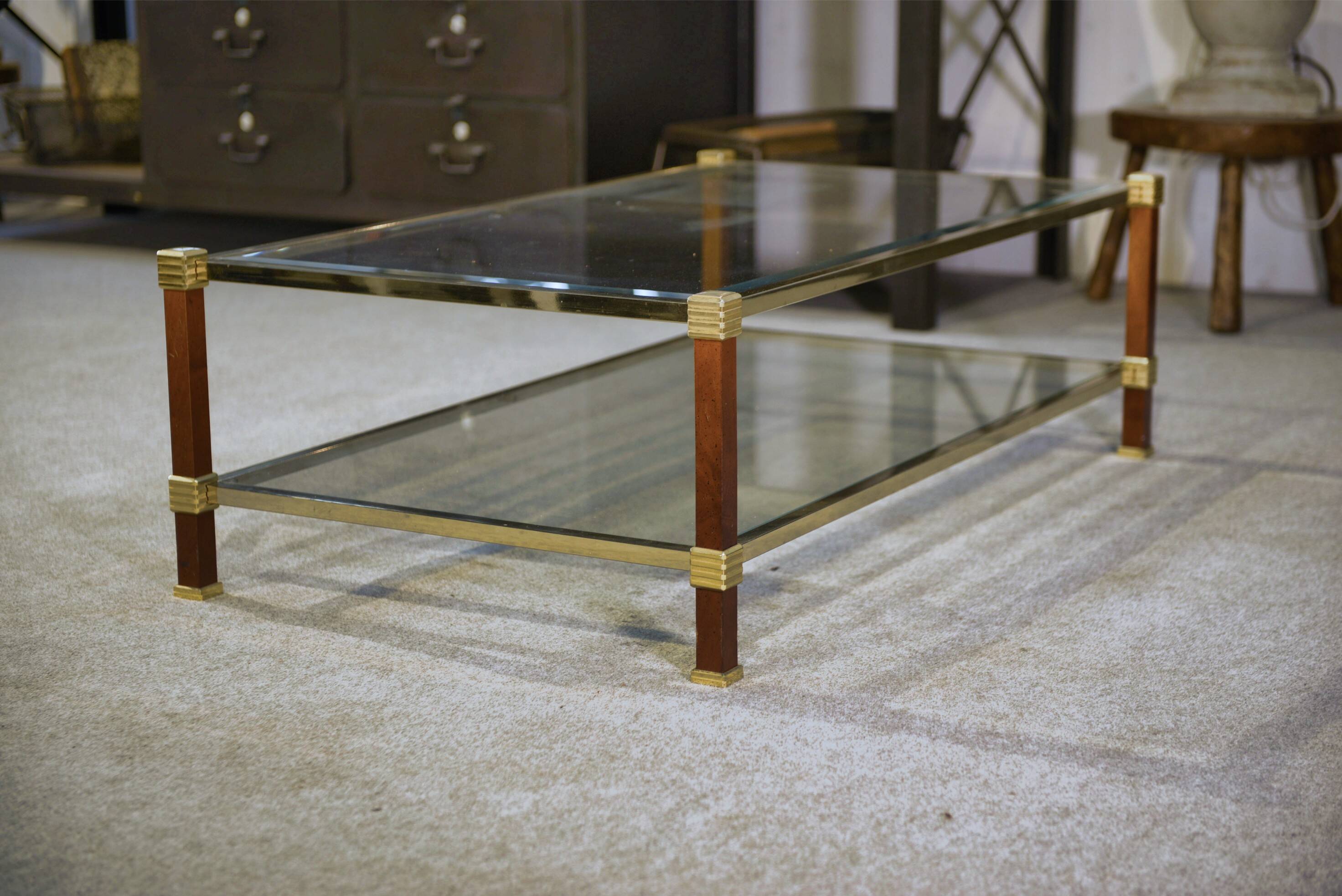 Table basse dans le goût de Pierre Vandel 1970’s