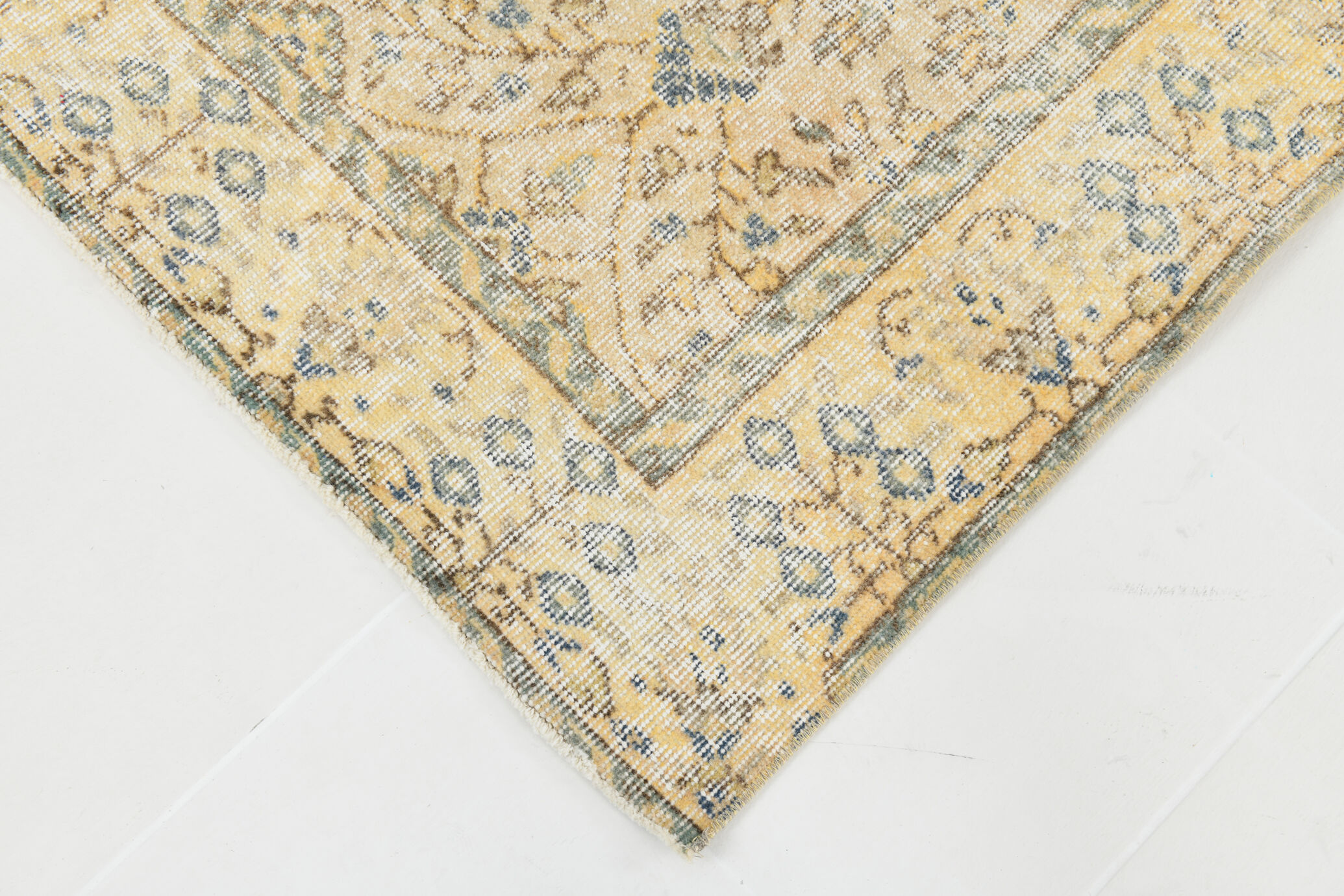 5x8 beige yellow tones turkish rug 247x152cm