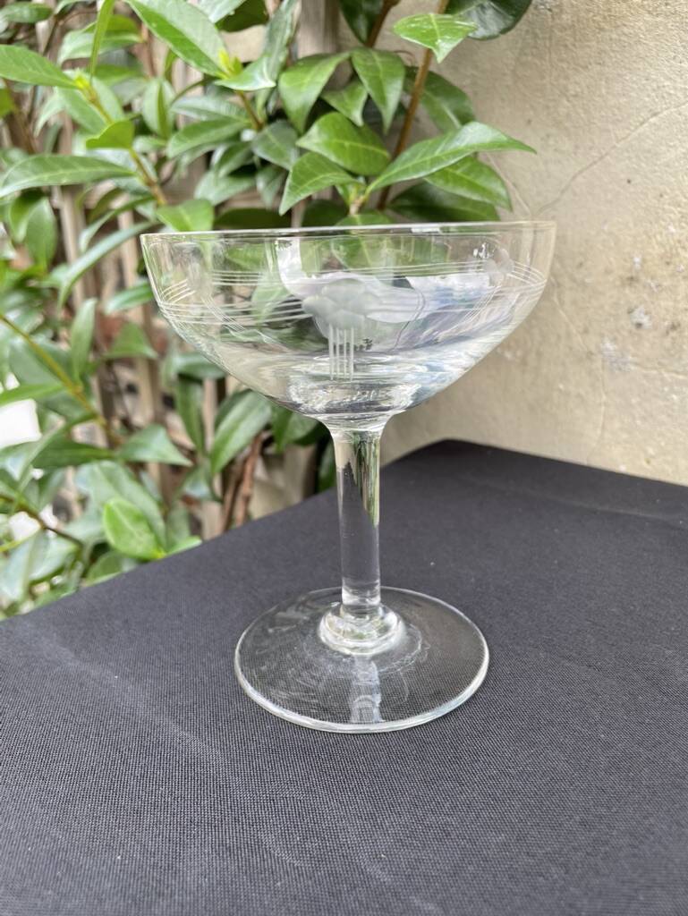 6 engraved crystal champagne glasses – Art Deco