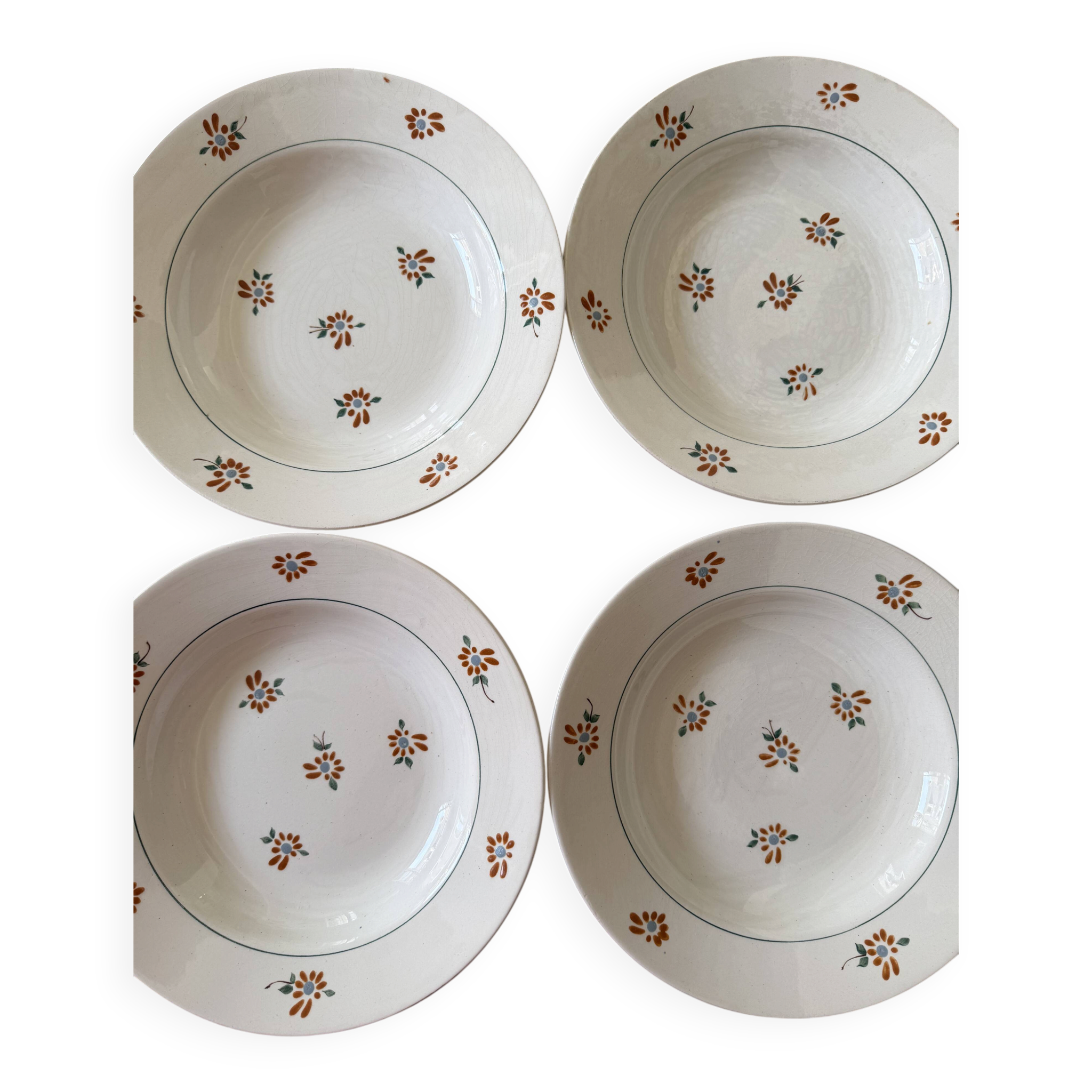 Lot de 4 assiettes creuses en céramique