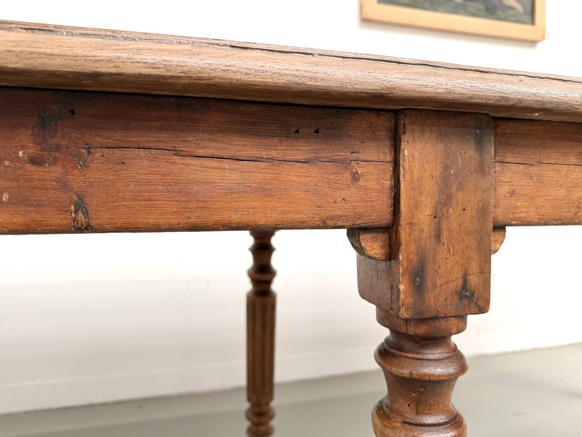Table en chêne massif à 6 pieds tournés (1900)