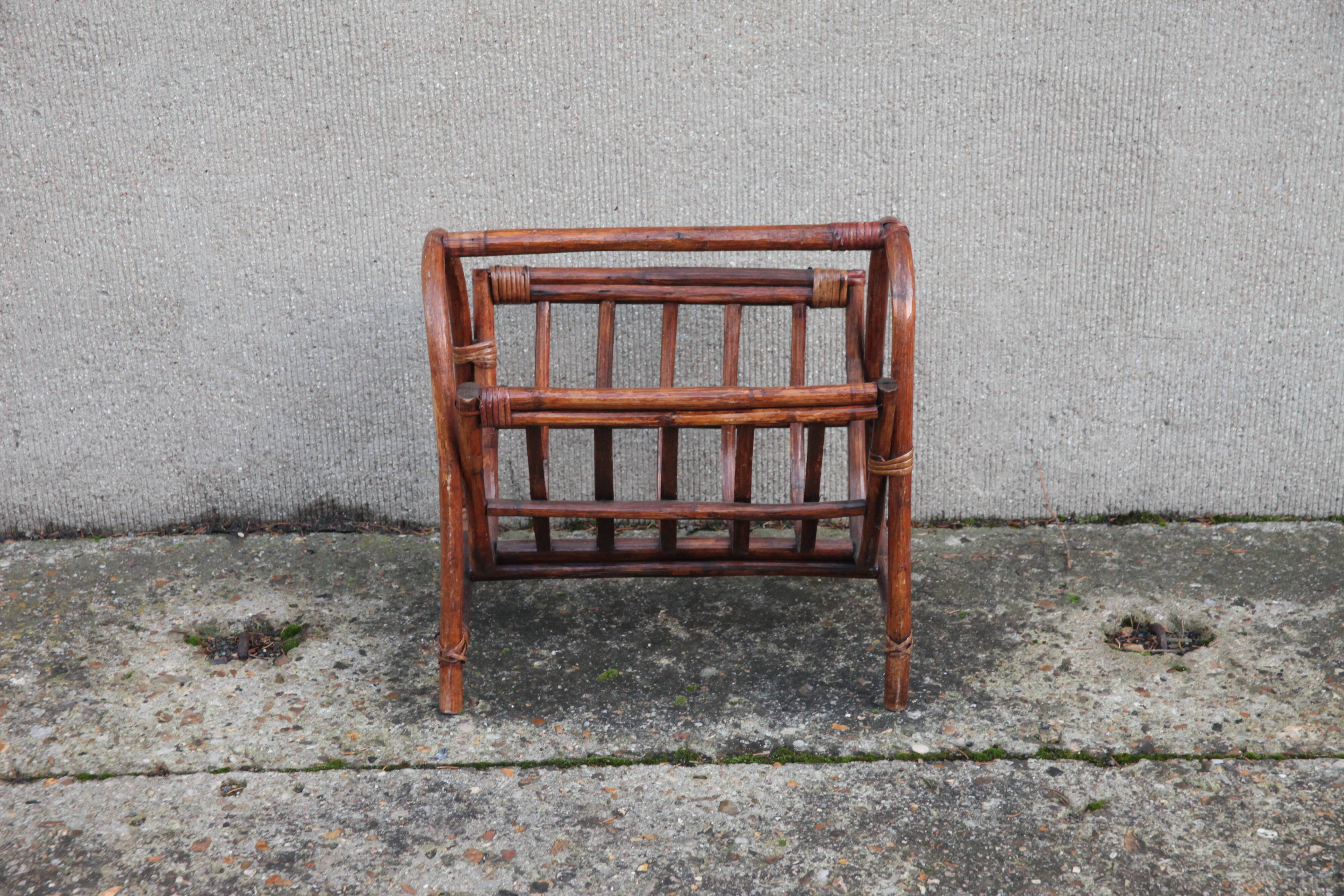 Bamboo magazine door