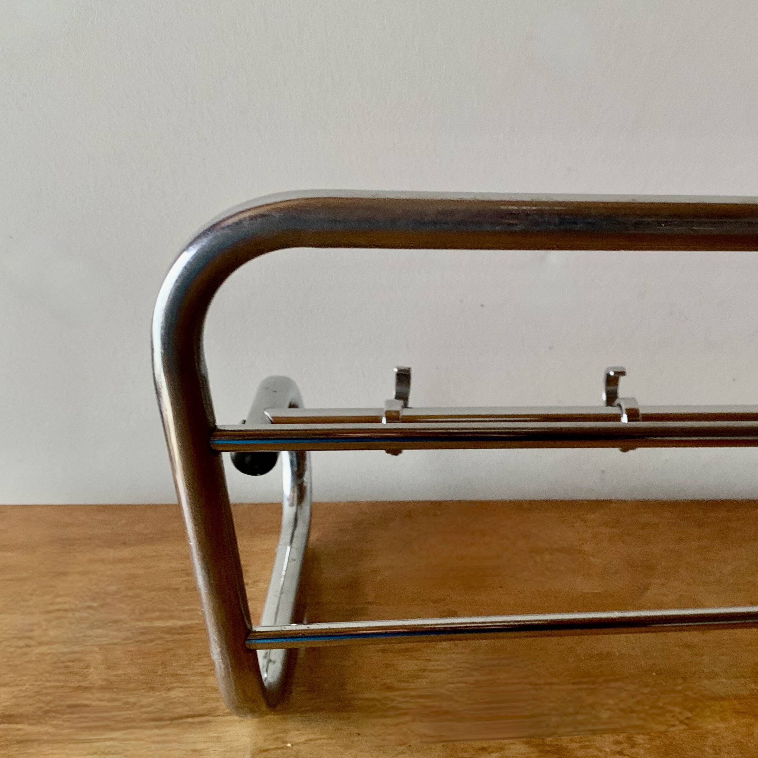 Bauhaus wall coat rack in chrome metal