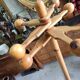 Porte manteau 1960 moderniste vintage en sapin 7 b