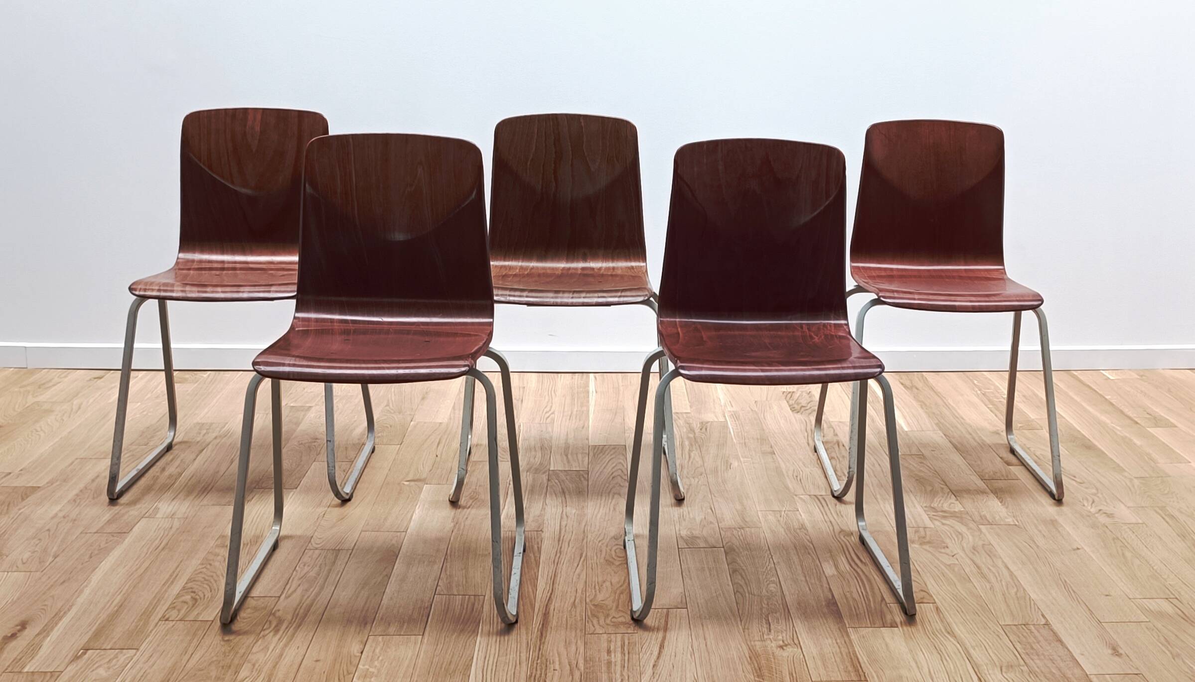 S22 Chair, Thur Op Seat