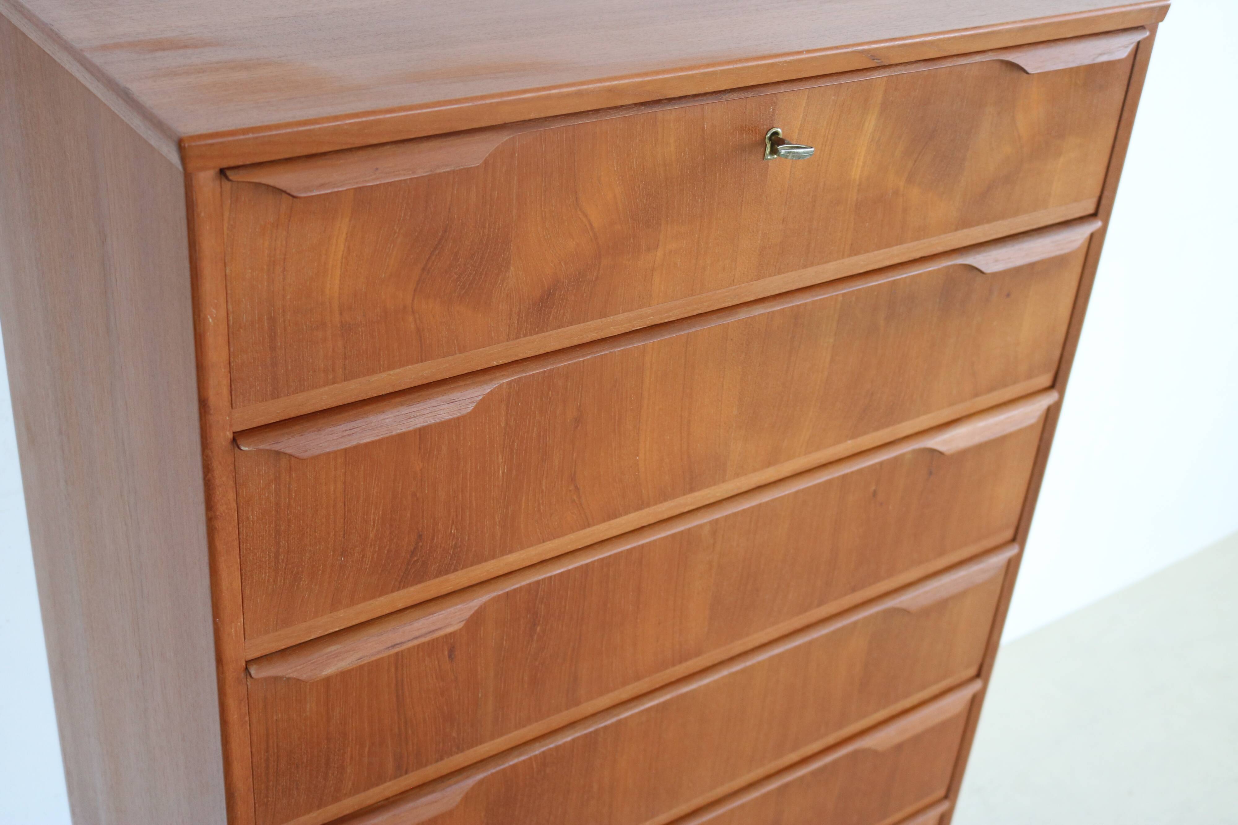 Commode design danois