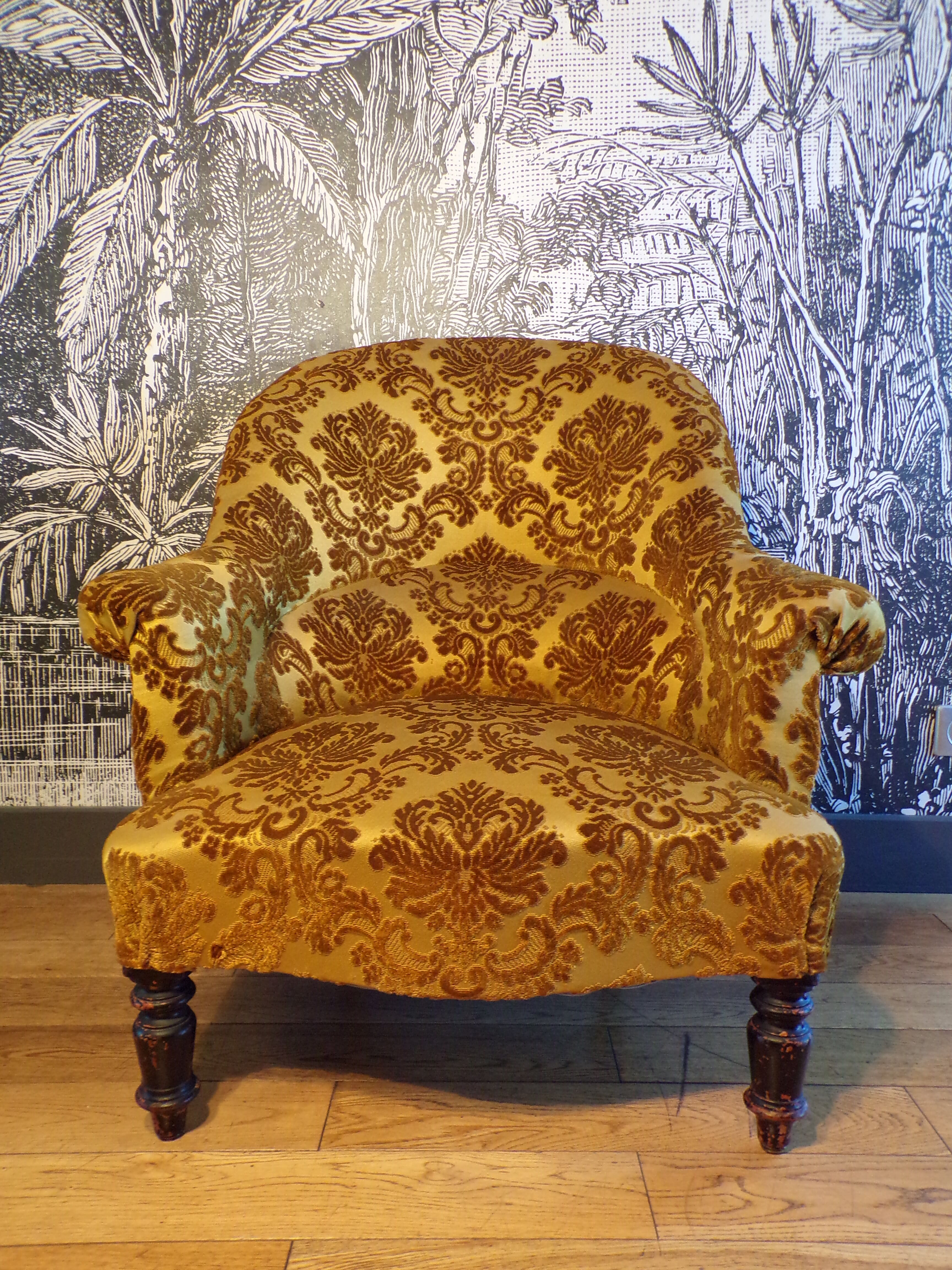 Fauteuil crapaud de style napoléon iii