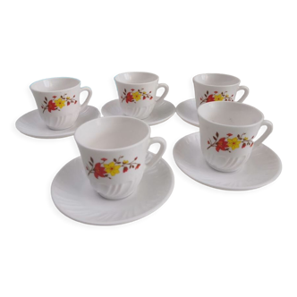 5 arcopal coffee cups