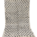 Handmade moroccan berber carpet 264 x 155 cm